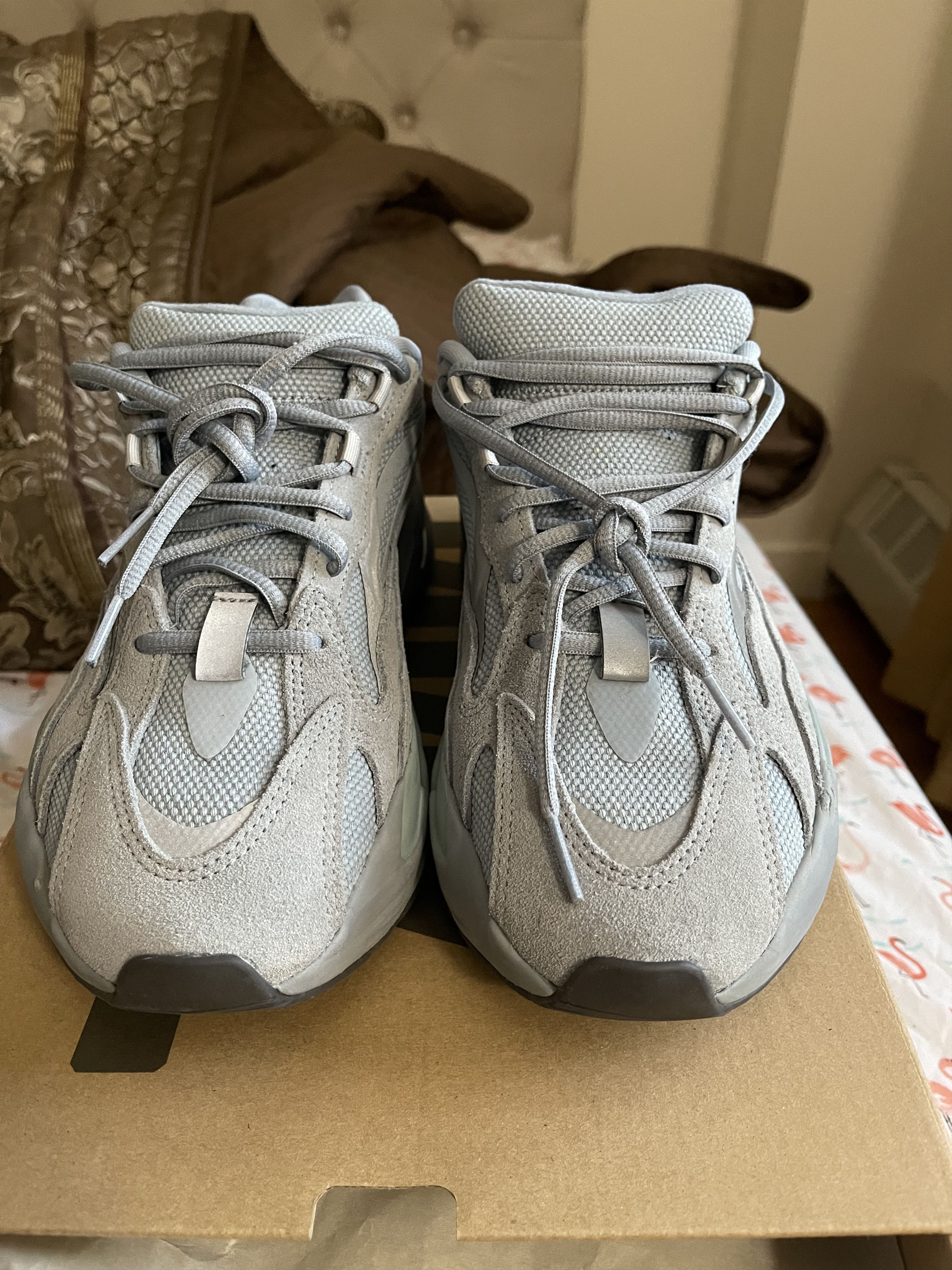 Adidas × Kanye West × Yeezy Yeezy 700 Hospital blue Size US 9 / EU 42 - 8 Thumbnail