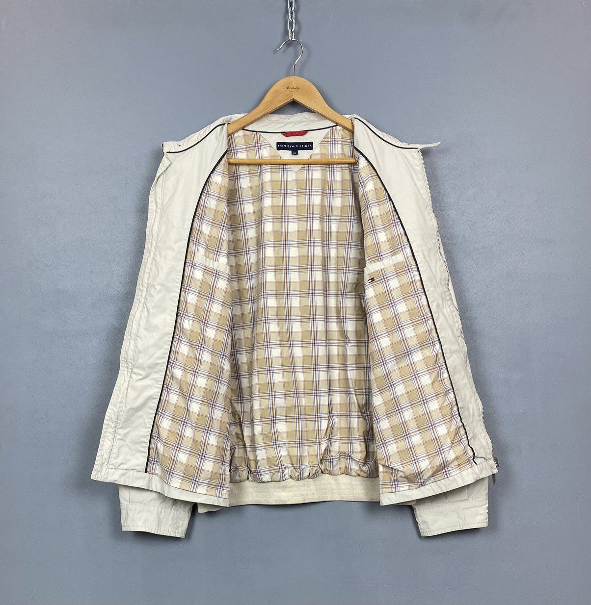 Tommy Hilfiger Vintage Tommy Hilfiger Long Sleeve Jacket Size 2XL Beige Size US XXL / EU 58 / 5 - 8 Thumbnail