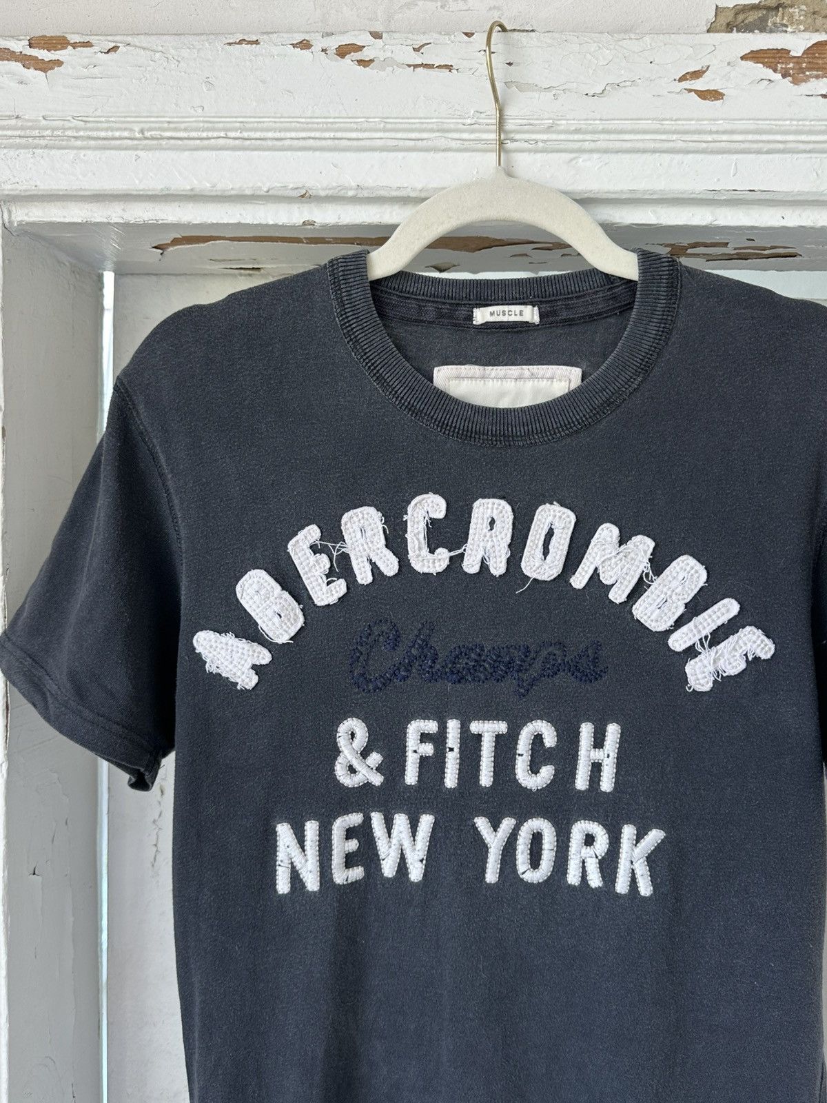 Vintage Vintage Abercombie & Fitch Black T-shirt Size US M / EU 48-50 / 2 - 3 Thumbnail
