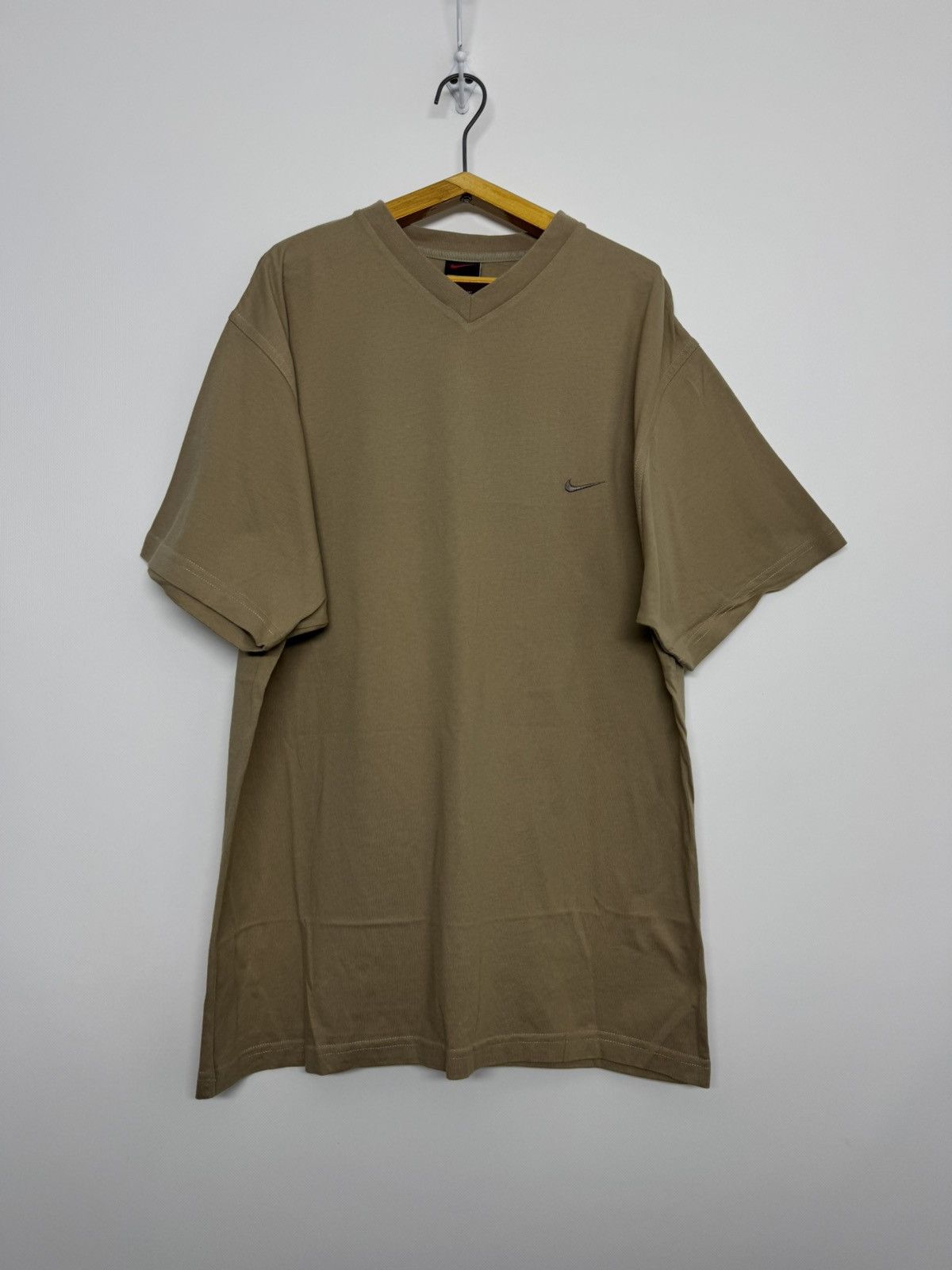 Nike Vintage Y2k Nike Swoosh Logo T-Shirt Size US L / EU 52-54 / 3 - 3 Thumbnail