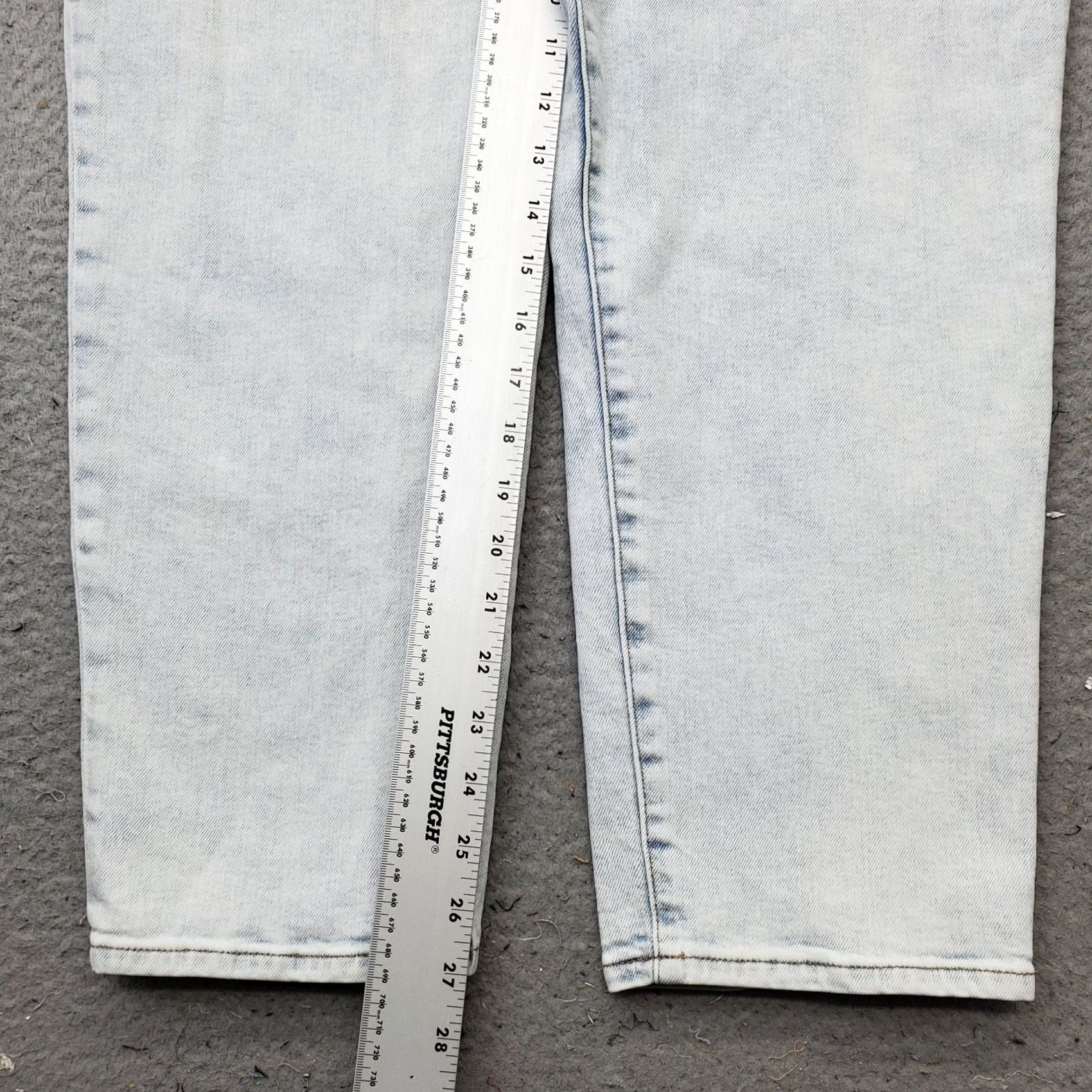 Express Express Womens 8 Jeans Boyfriend Mid Rise Light Wash Straight Leg Denim Leather? Size 30" / US 8 / IT 44 - 4 Thumbnail