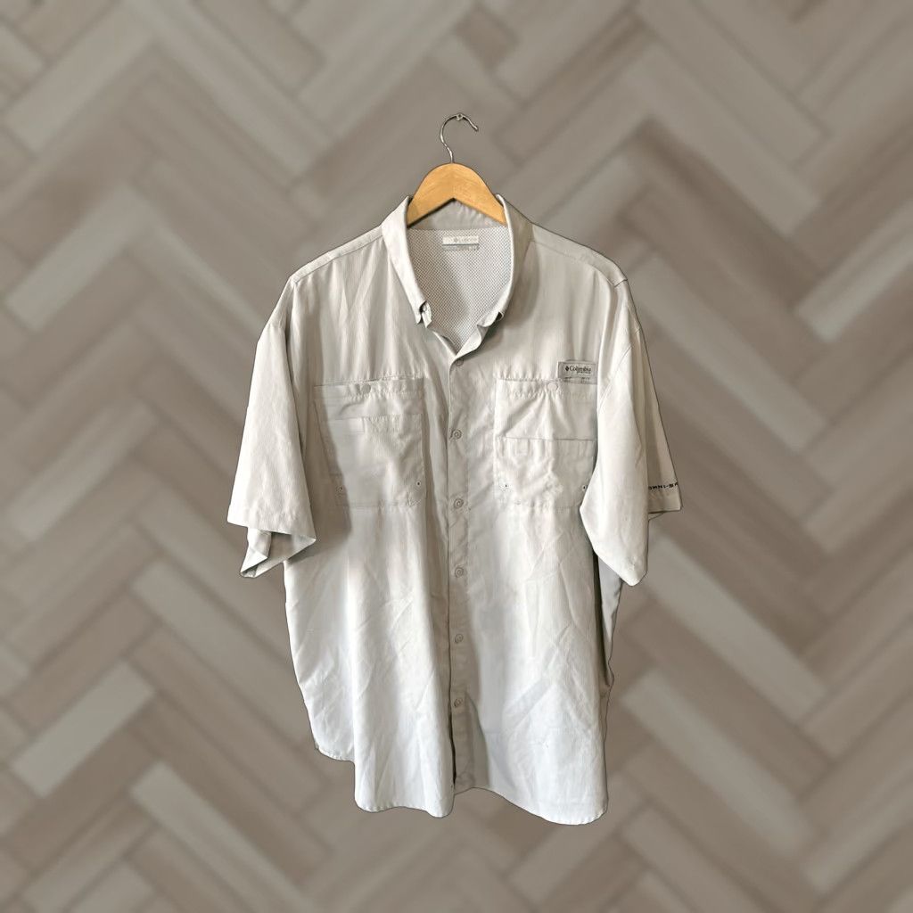 Doublet Columbia Mens Short Sleeve Button-Up Shirt XL Gray Pockets Size US XL / EU 56 / 4 - 1 Thumbnail