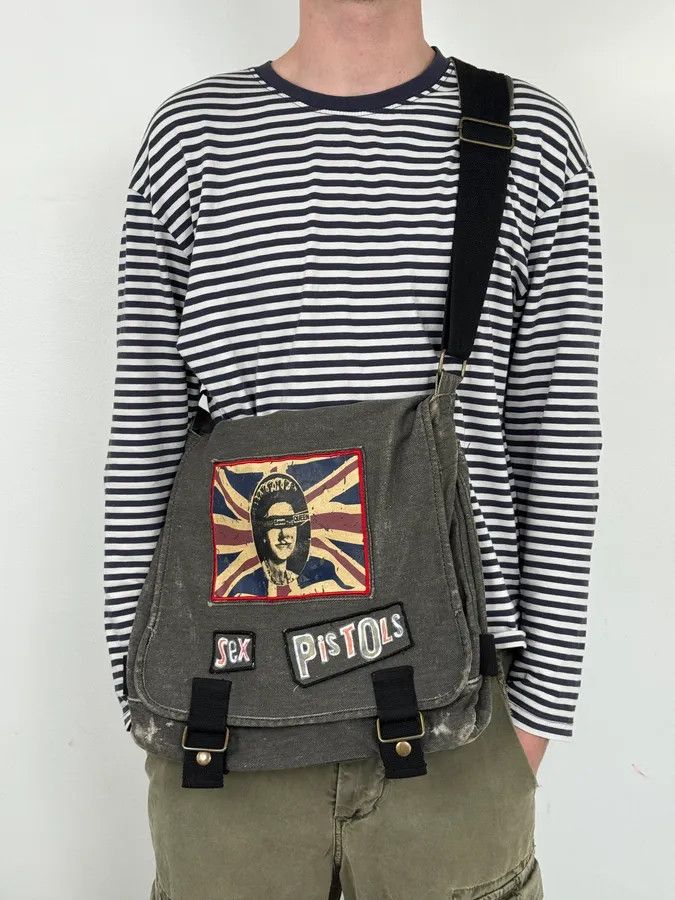 Vintage Vintage Grey Denim Sex Pistols Patch Messenger Bag Size ONE SIZE - 1 Thumbnail