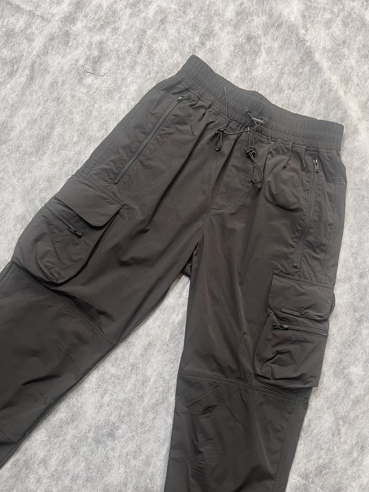 Represent Clo. Represent 247 nylon pants Size US 27 - 3 Thumbnail