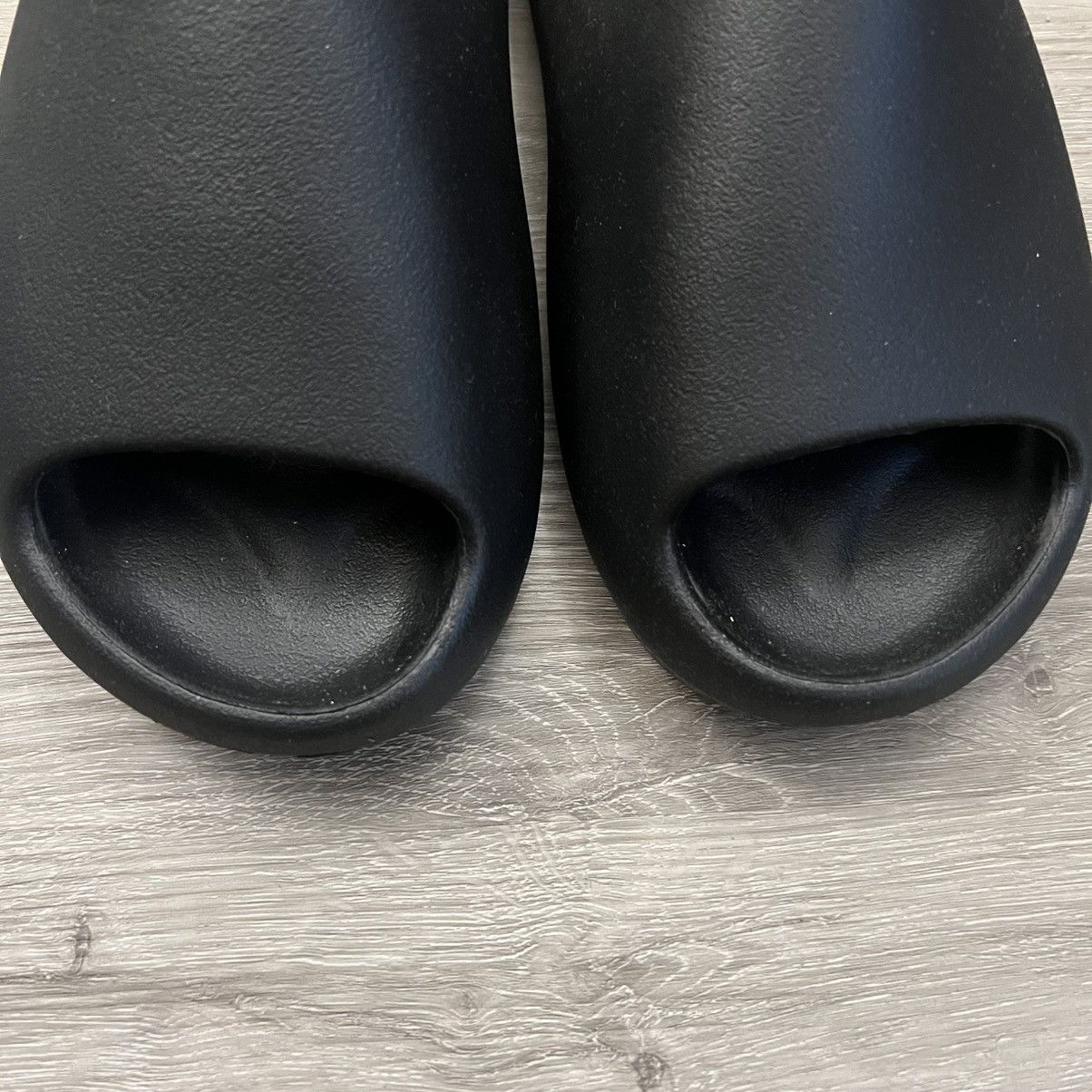 Yeezy Yeezy Slide YS-01 Black Size US 8 / EU 41 - 4 Thumbnail
