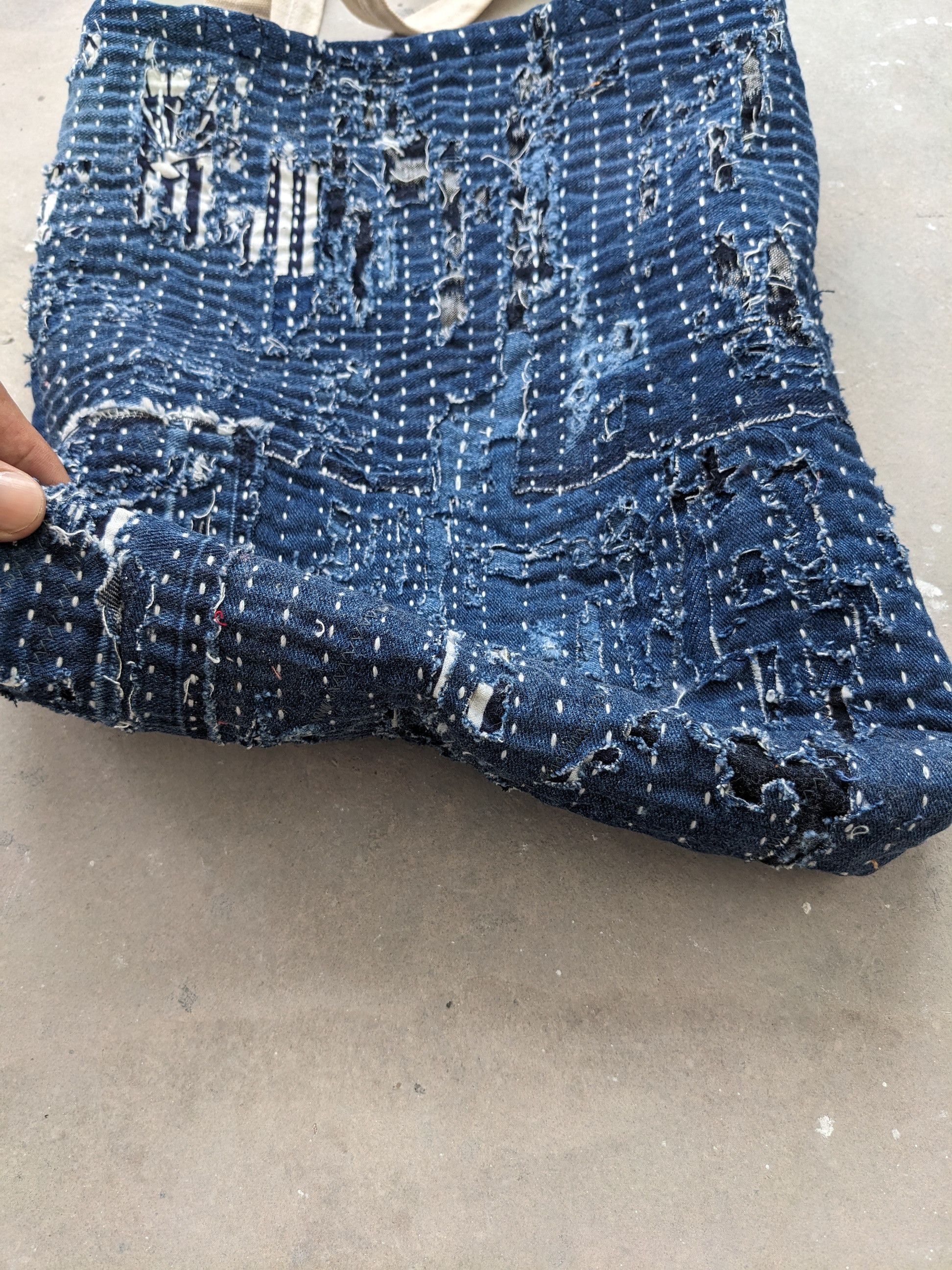 Art Comes First × Japanese Brand Denim Tote Bag Boro Sashiko Inspired Kapital Boro Jeans Size ONE SIZE - 6 Thumbnail