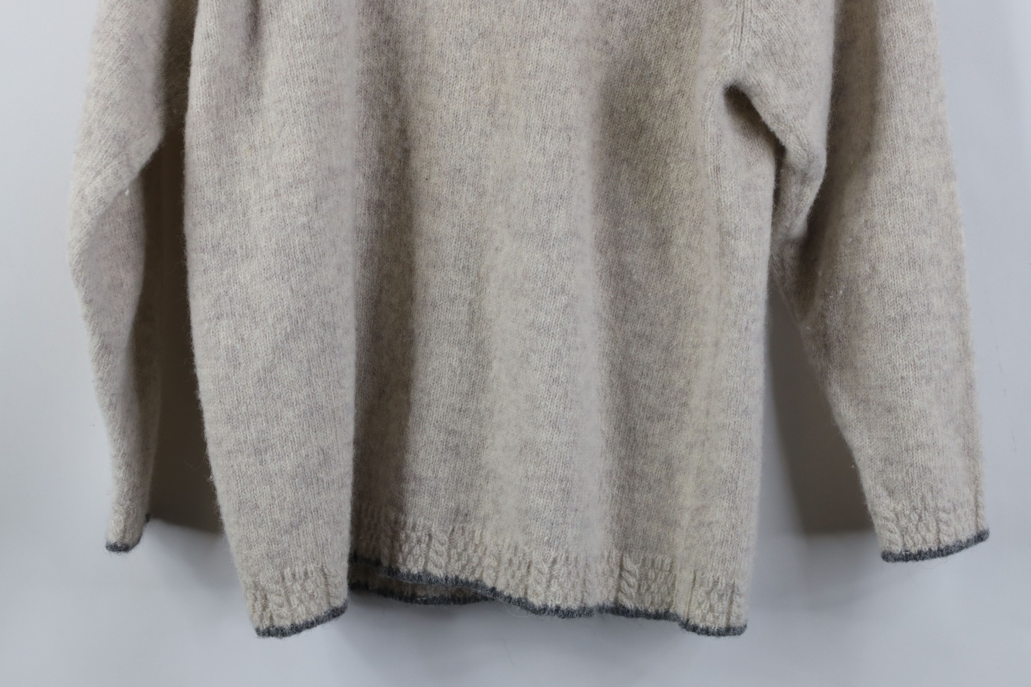 Woolrich Woolen Mills Vintage 90s Woolrich Wool Knit Turtleneck Sweater Oatmeal Size S / US 4 / IT 40 - 11 Thumbnail