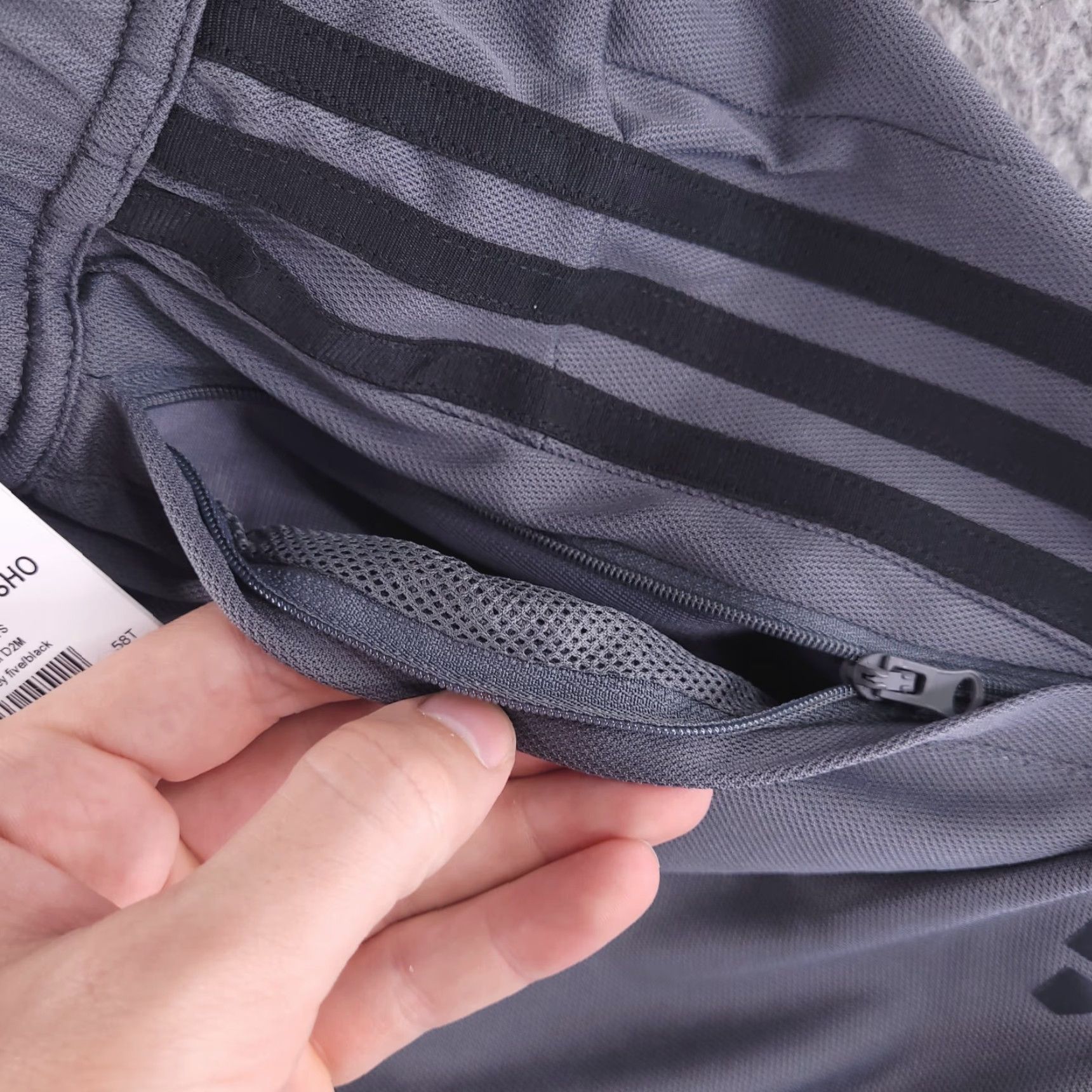 Adidas Adidas Shorts Men XL Gray Gym Run Aeroready Zip Pocket Athletic Activewear 90s? Size US 36 / EU 52 - 5 Thumbnail
