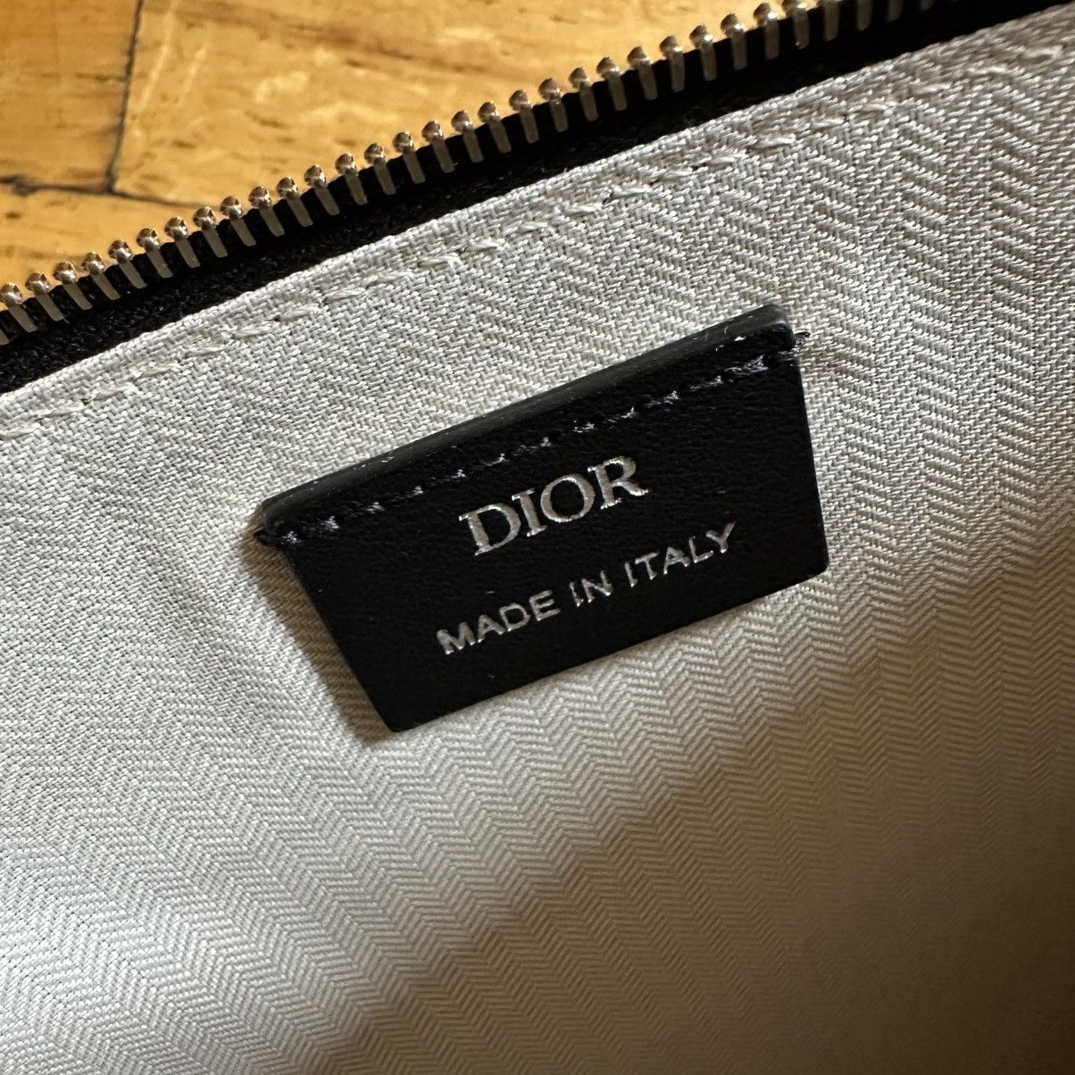 Dior FW25 leather zip pouch NWOT Size ONE SIZE - 4 Thumbnail