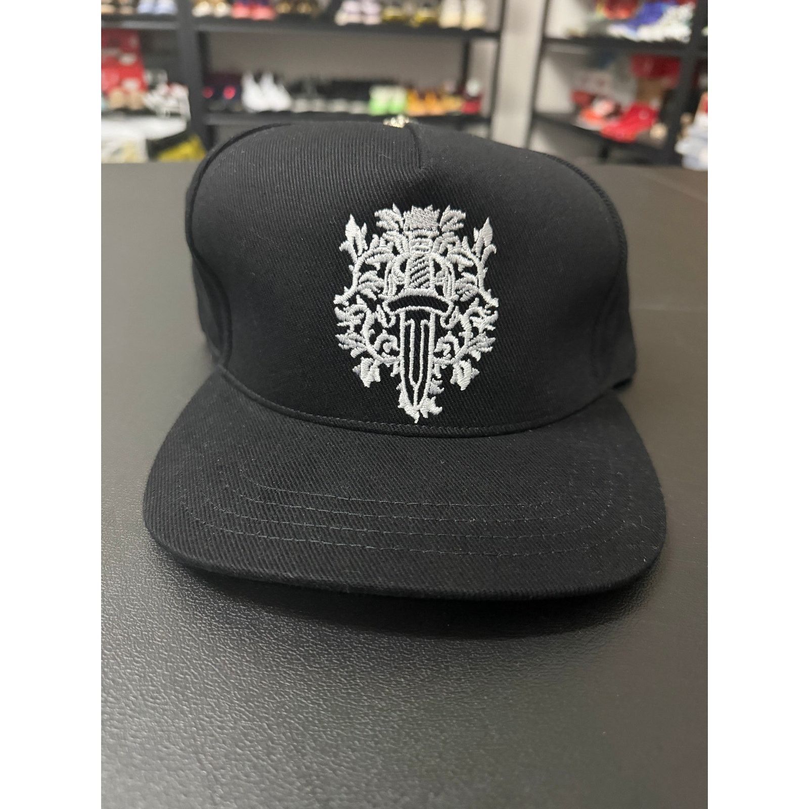 Chrome Hearts Chrome Hearts Dagger Denim Snapback Size ONE SIZE - 1 Thumbnail