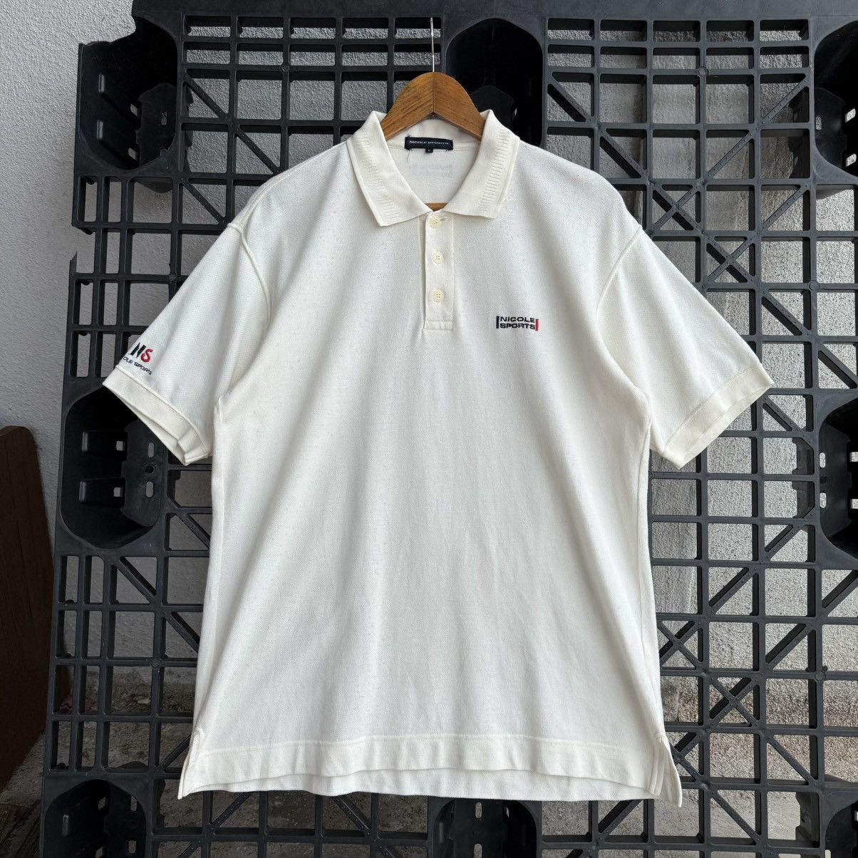 Nicole Club Vintage Nicole Sports Cream Embroidery Polos Size US L / EU 52-54 / 3 - 3 Thumbnail