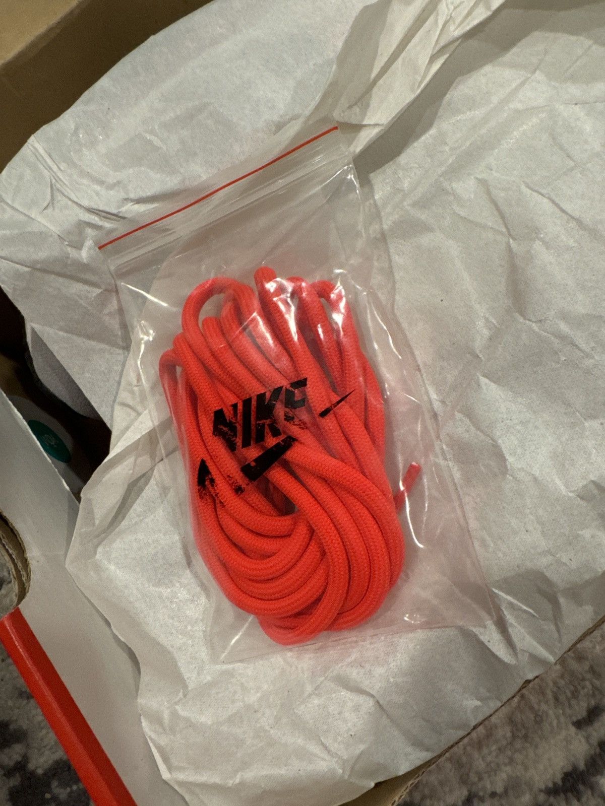 Nike Nike air max 97 Wolf Grey/radiant red-black size 10.5 Size US 10.5 / EU 43-44 - 4 Thumbnail