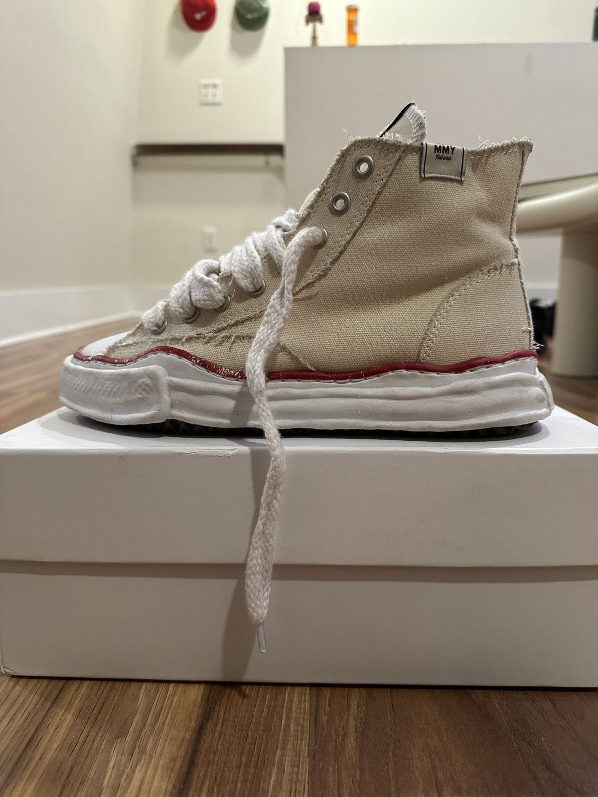 Maison MIHARA YASUHIRO Beige Peterson High Sneaker Size US 10 / EU 43 - 2 Thumbnail