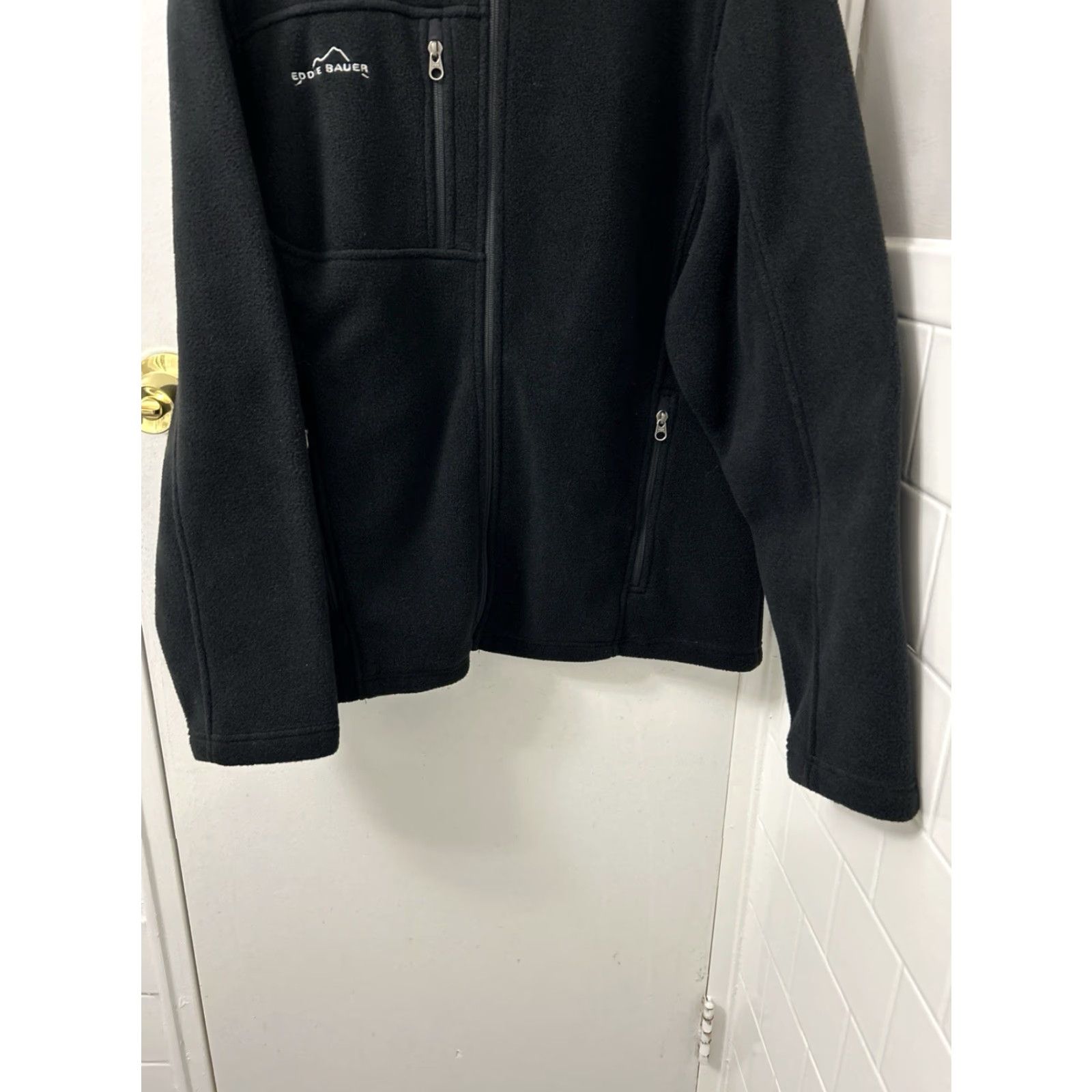 Eddie Bauer Eddie Bauer Jacket Womens L Black Full Zip Fleece Pockets Logo L/S Size L / US 10 / IT 46 - 3 Thumbnail