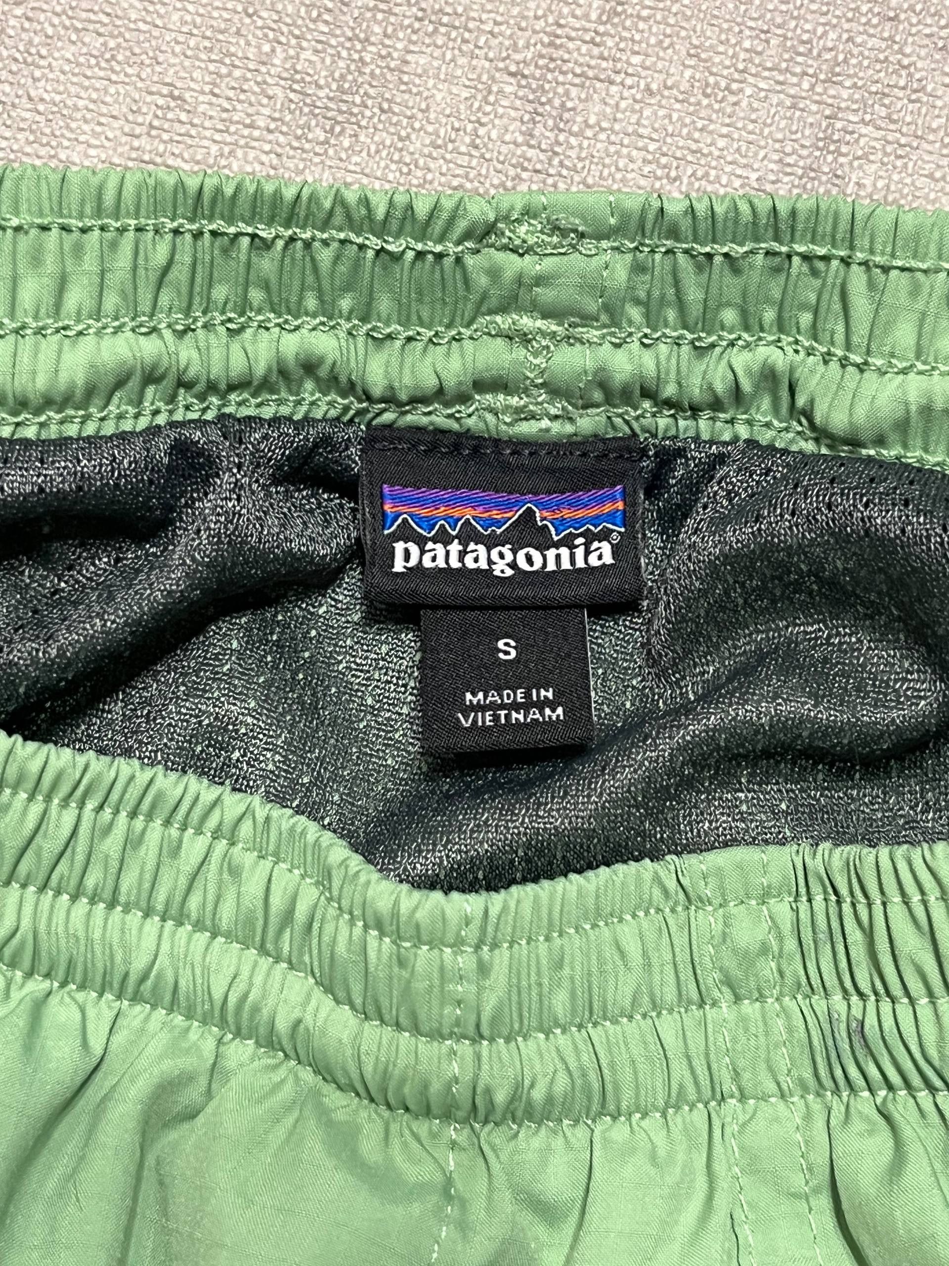 Patagonia Patagonia Swimwear Shorts Green Mens Logo Sz S Size US 28 / EU 44 - 5 Thumbnail