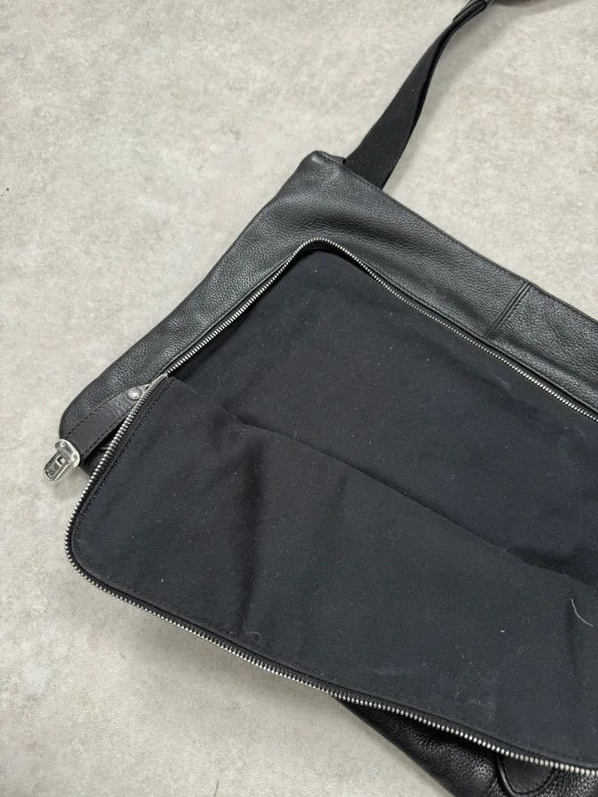 Dolce & Gabbana 2000s Dolce & Gabbana Black Leather Shoulder Bag Size ONE SIZE - 4 Thumbnail