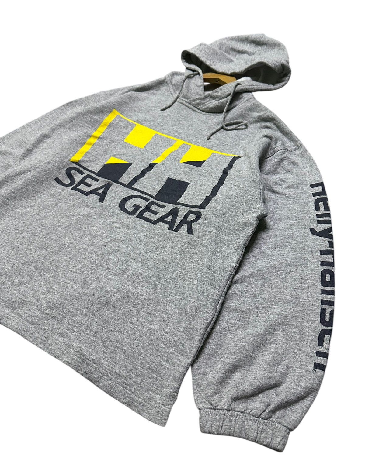 Helly Hansen vintage 1990s Helly Hansen Sea Gear grey hoodie Size US M / EU 48-50 / 2 - 4 Thumbnail