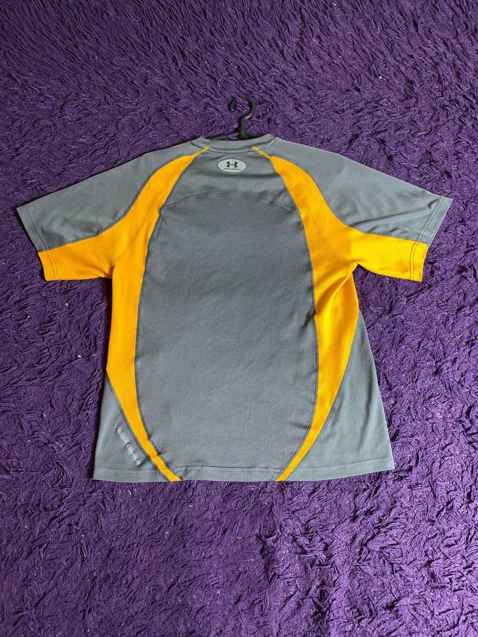 Under Armour × Vintage Men's Under Armour Small Heatgear T-Shirt 100% Size US M / EU 48-50 / 2 - 8 Thumbnail
