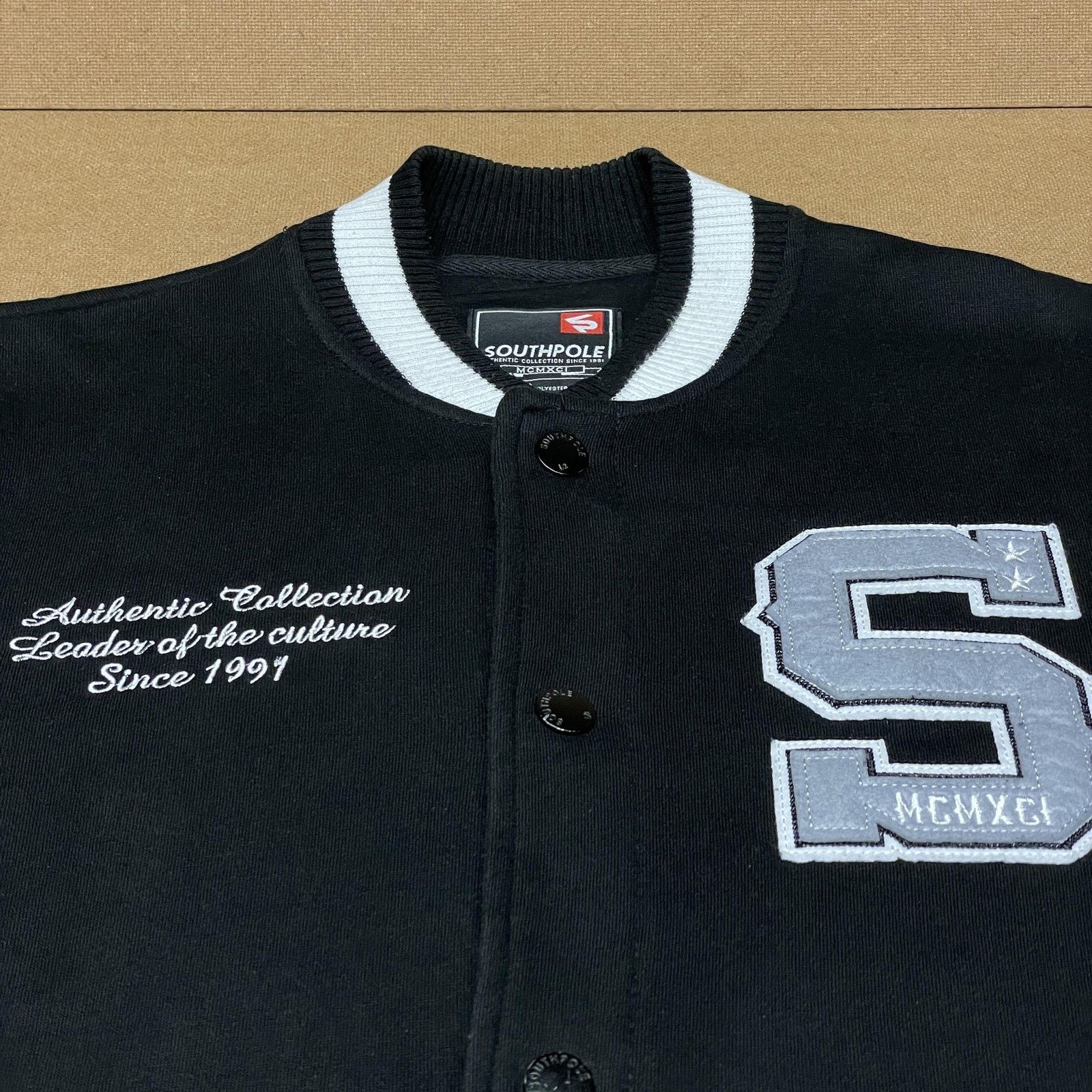 Southpole Southpole Jacket Mens XL Black Gray Varsity Letterman Snap Size US XL / EU 56 / 4 - 4 Thumbnail