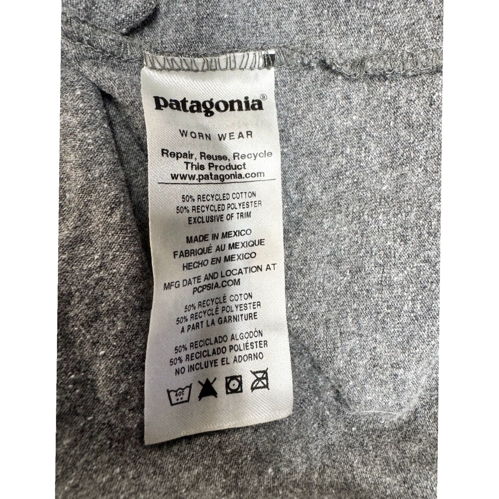 Patagonia VINTAGE Pataonia Women's Long Sleeved Paper Peaks Responsibli-Tee XS Shirt Womens XS Gray Size XS / US 0-2 / IT 36-38 - 6 Thumbnail