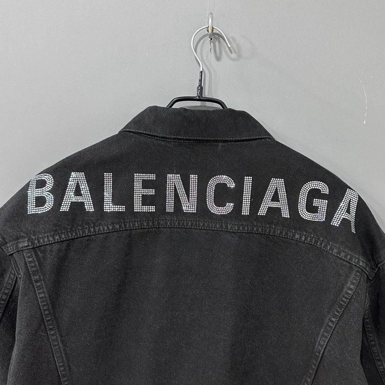 Balenciaga Balenciaga size 38 Back rhinestone logo denim jacket Size US XS / EU 42 / 0 - 3 Thumbnail