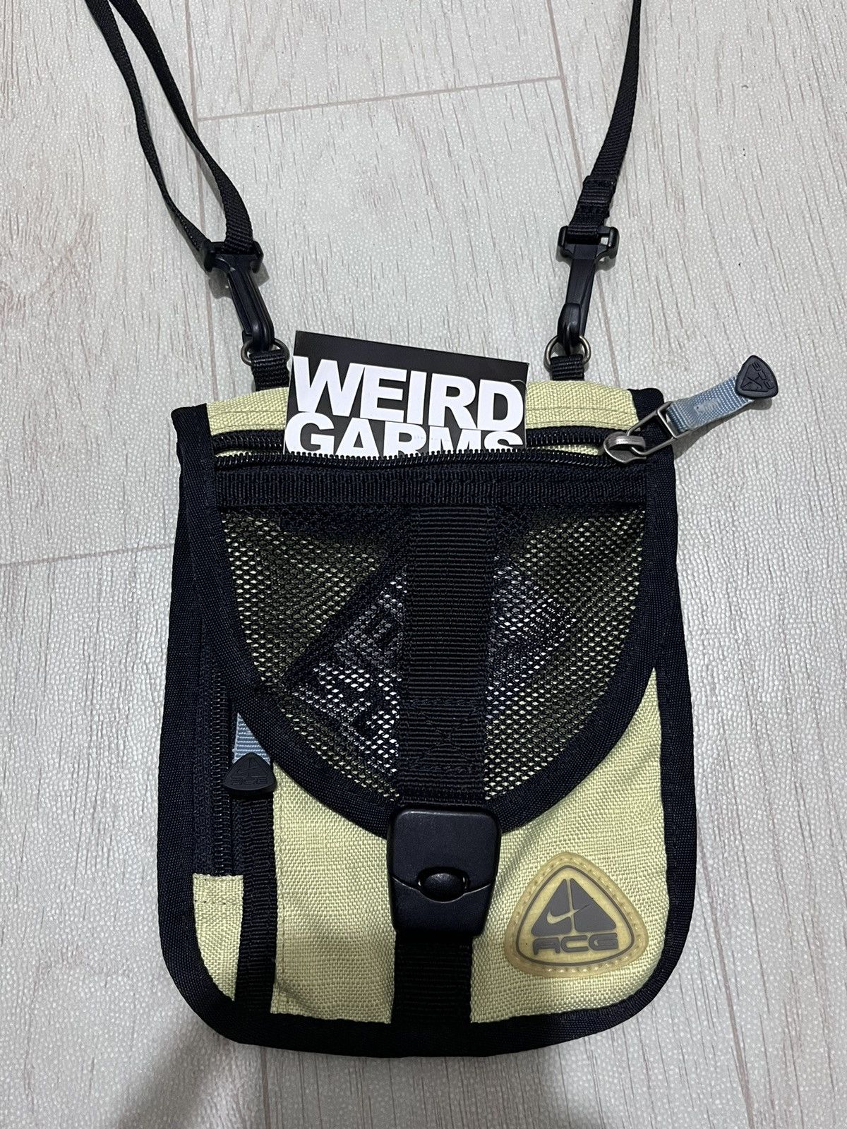 Nike ACG Nike acg mini sling wallet bag Size ONE SIZE - 7 Thumbnail