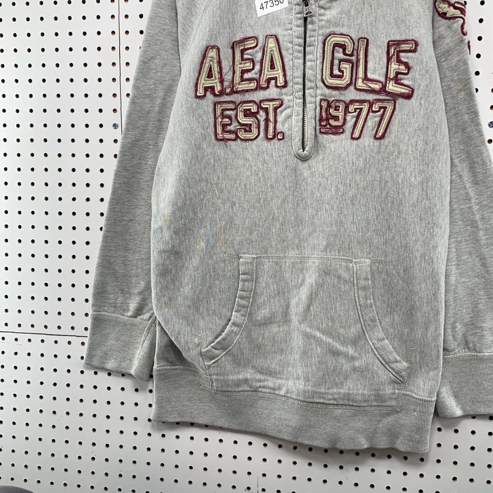 American Eagle Outfitters VINTAGE American Eagle Hoodie Sweatshirt Mens LT Gray Embroidered Heavyweight Size US L / EU 52-54 / 3 - 5 Thumbnail