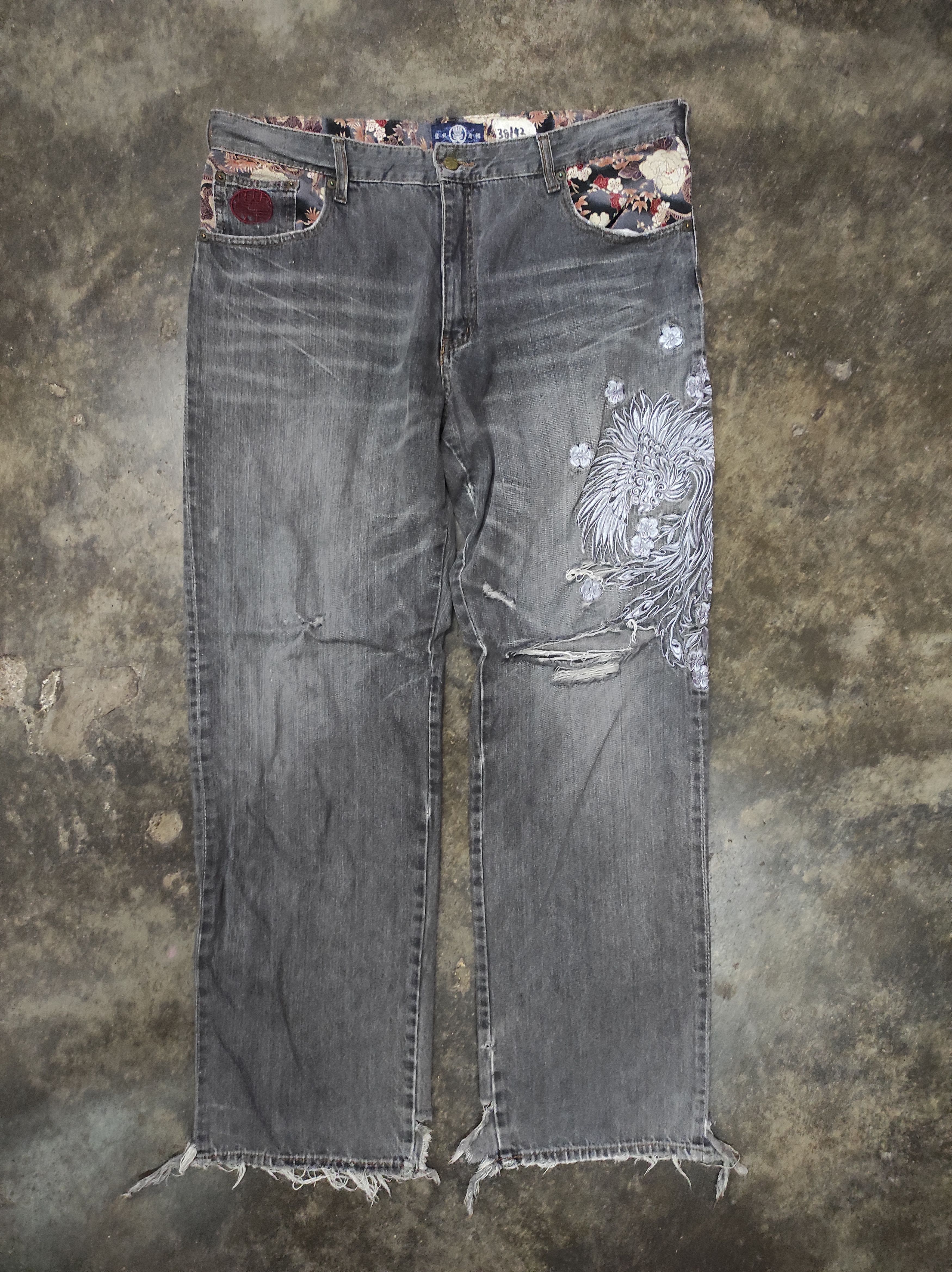 Japanese Brand × Vintage DENIM SUKAJAN SAKURA DISTRESSED JEANS Size US 38 / EU 54 - 1 Thumbnail