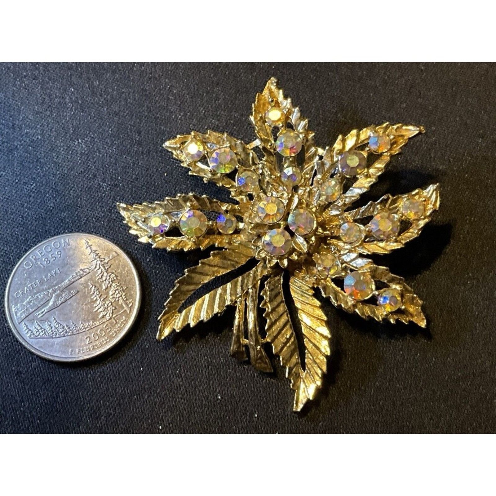 Other A/B Gold Tone Flower Brooch Size ONE SIZE - 4 Thumbnail