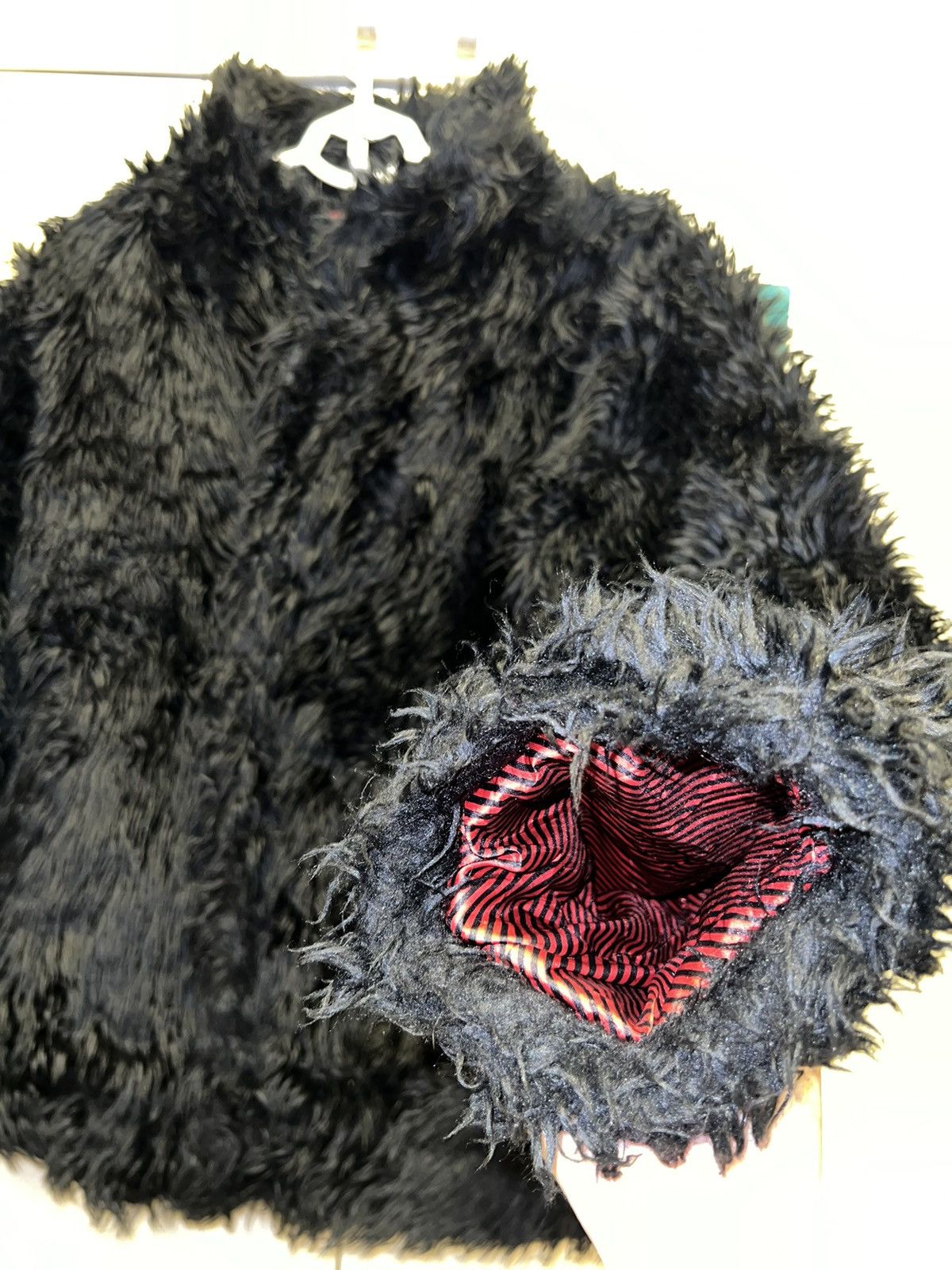 Japanese Brand Vintage DEORART black faux fur jacket 🖤🧛🏻‍♀️ Size US M / EU 48-50 / 2 - 17 Thumbnail