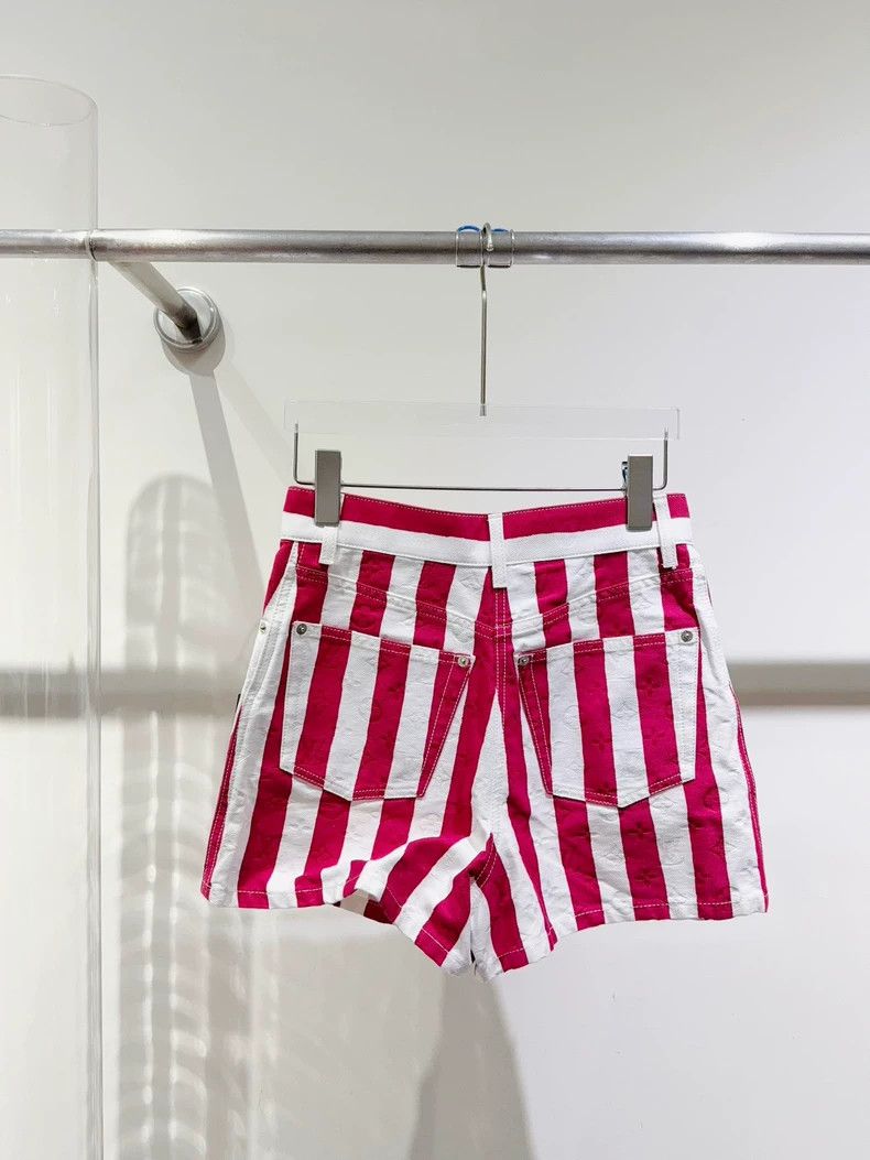Louis Vuitton Louis Vuitton 23 Spring and Summer shorts 2503-Nextarrow Size US 34 / EU 50 - 3 Thumbnail