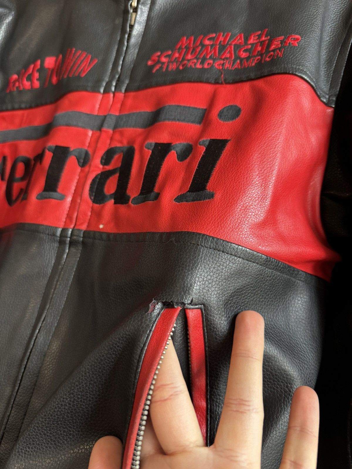 Vintage Ferrari Faux Leather Racing Formula One Rare Hype Jacket Size US S / EU 44-46 / 1 - 12 Thumbnail