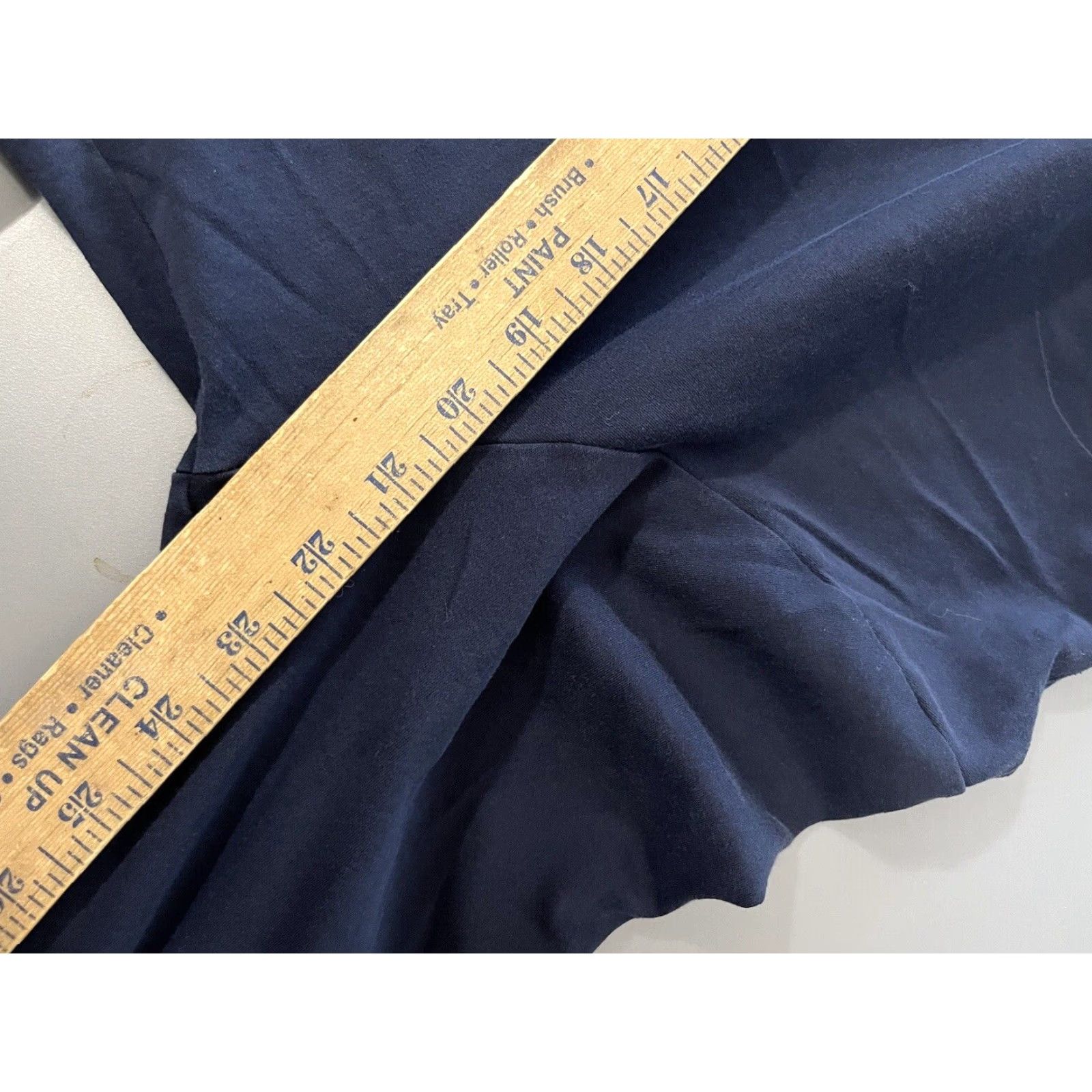 Banana Republic Banana Republic Luxury Touch Navy Blue solid Knit Pullover Sz XL Size US XL / EU 56 / 4 - 5 Thumbnail
