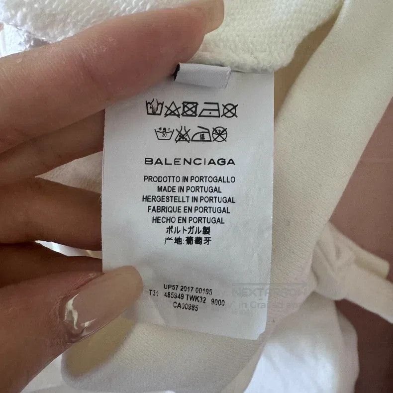 Balenciaga Balenciaga Kering Hoodie White Size US XS / EU 42 / 0 - 6 Thumbnail