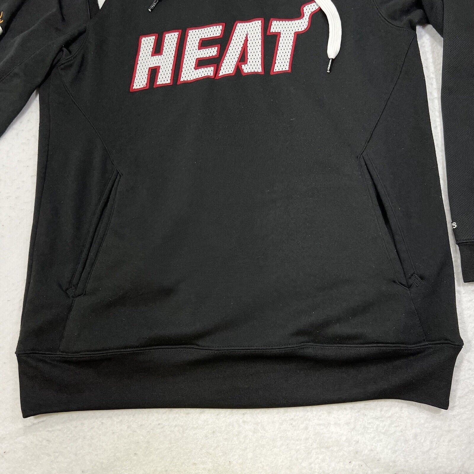 Adidas Adidas NBA Miami Heat Hoodie Lined Pullover Black Sweatshirt Size US S / EU 44-46 / 1 - 5 Thumbnail
