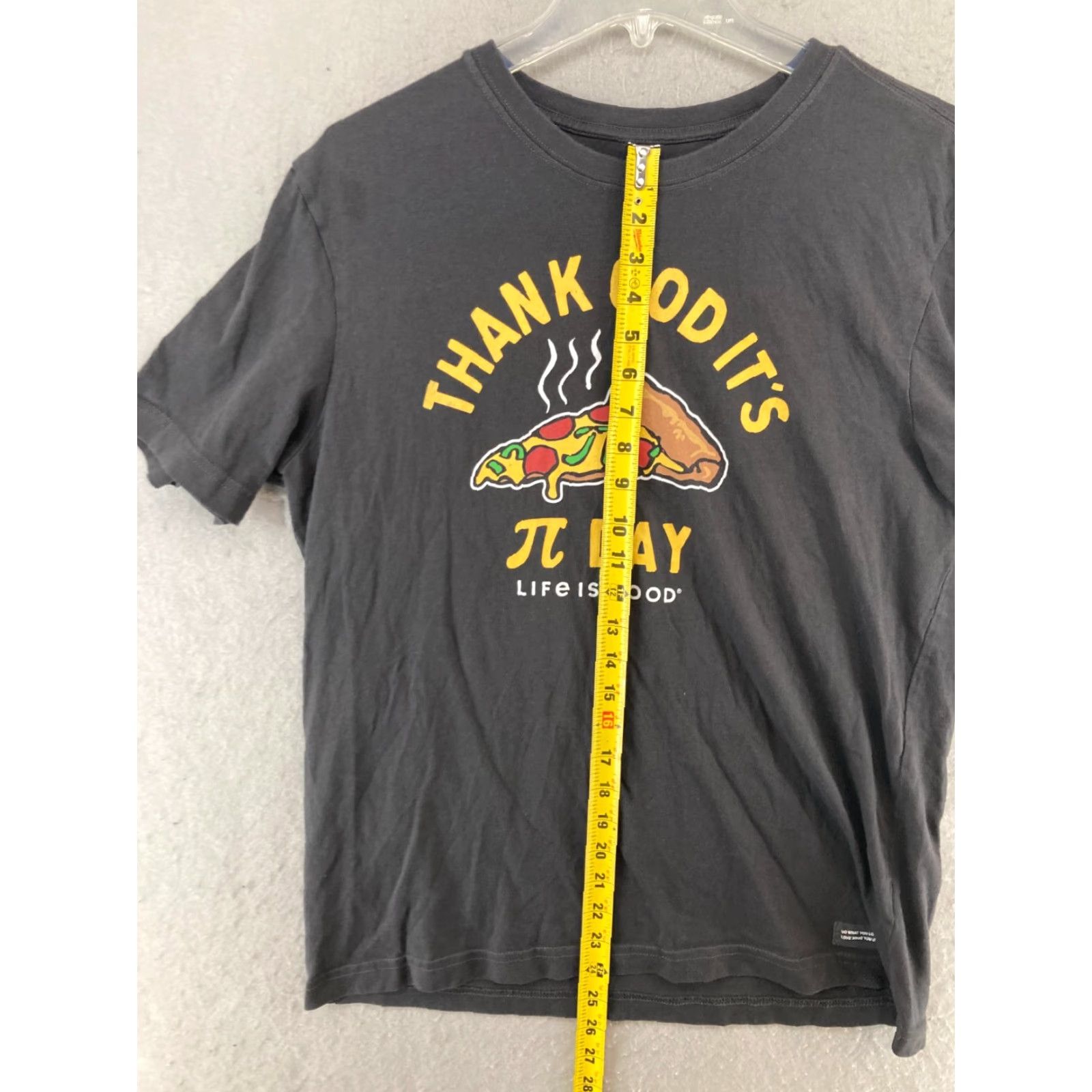 Life is Good Life Is Good Graphic Print T-Shirt XL Gray Crusher Tee Thank God It's Pie Day Mens Size US XL / EU 56 / 4 - 3 Thumbnail