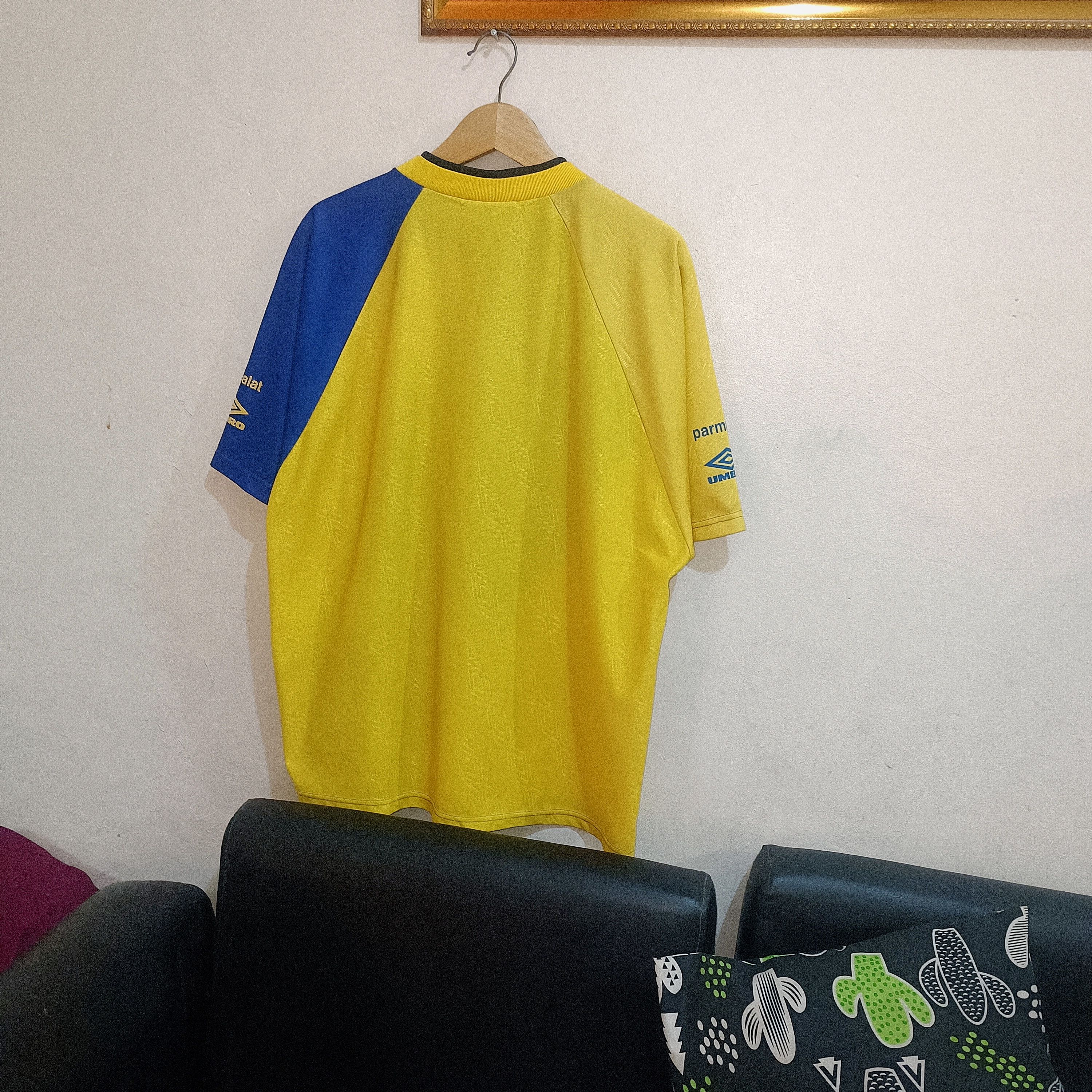 Umbro Parma Calcio 1993-1994 Training Jersey Size US L / EU 52-54 / 3 - 6 Thumbnail