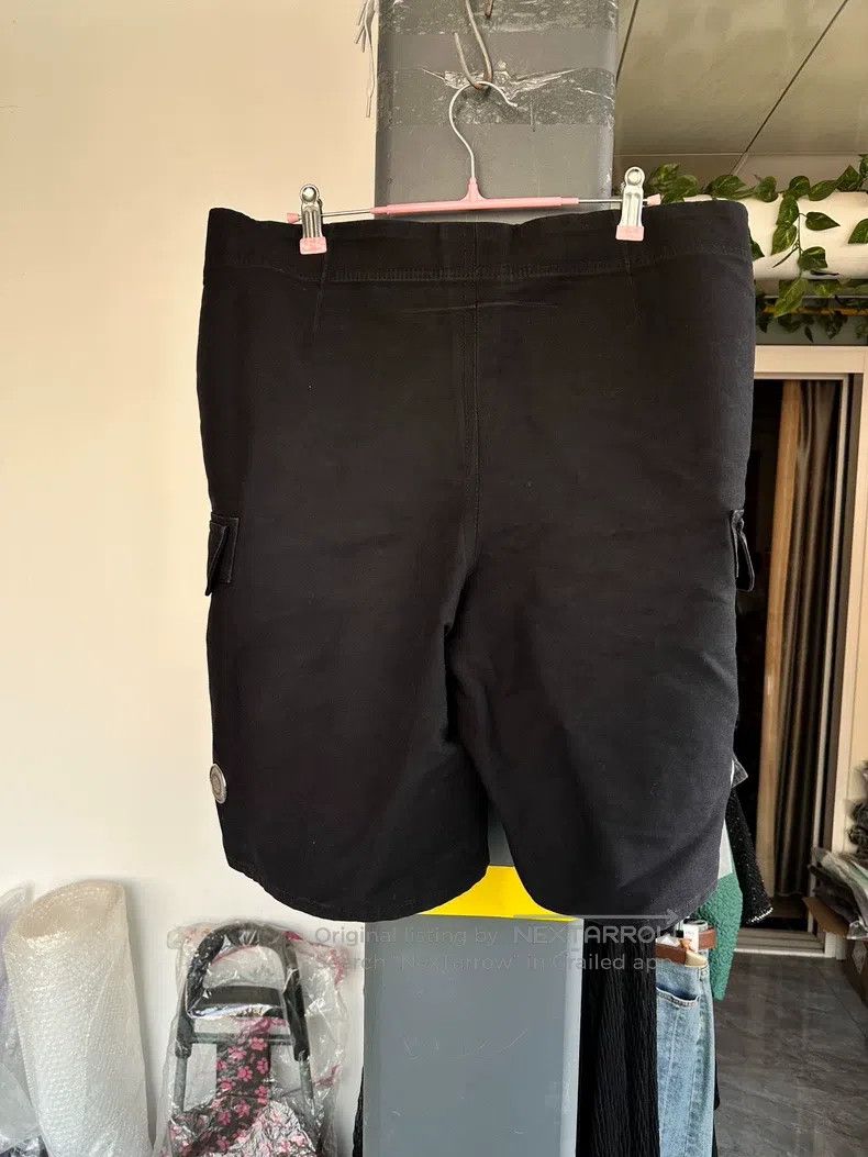 Givenchy Givenchy SizeXL Black shorts Size US 30 / EU 46 - 4 Thumbnail