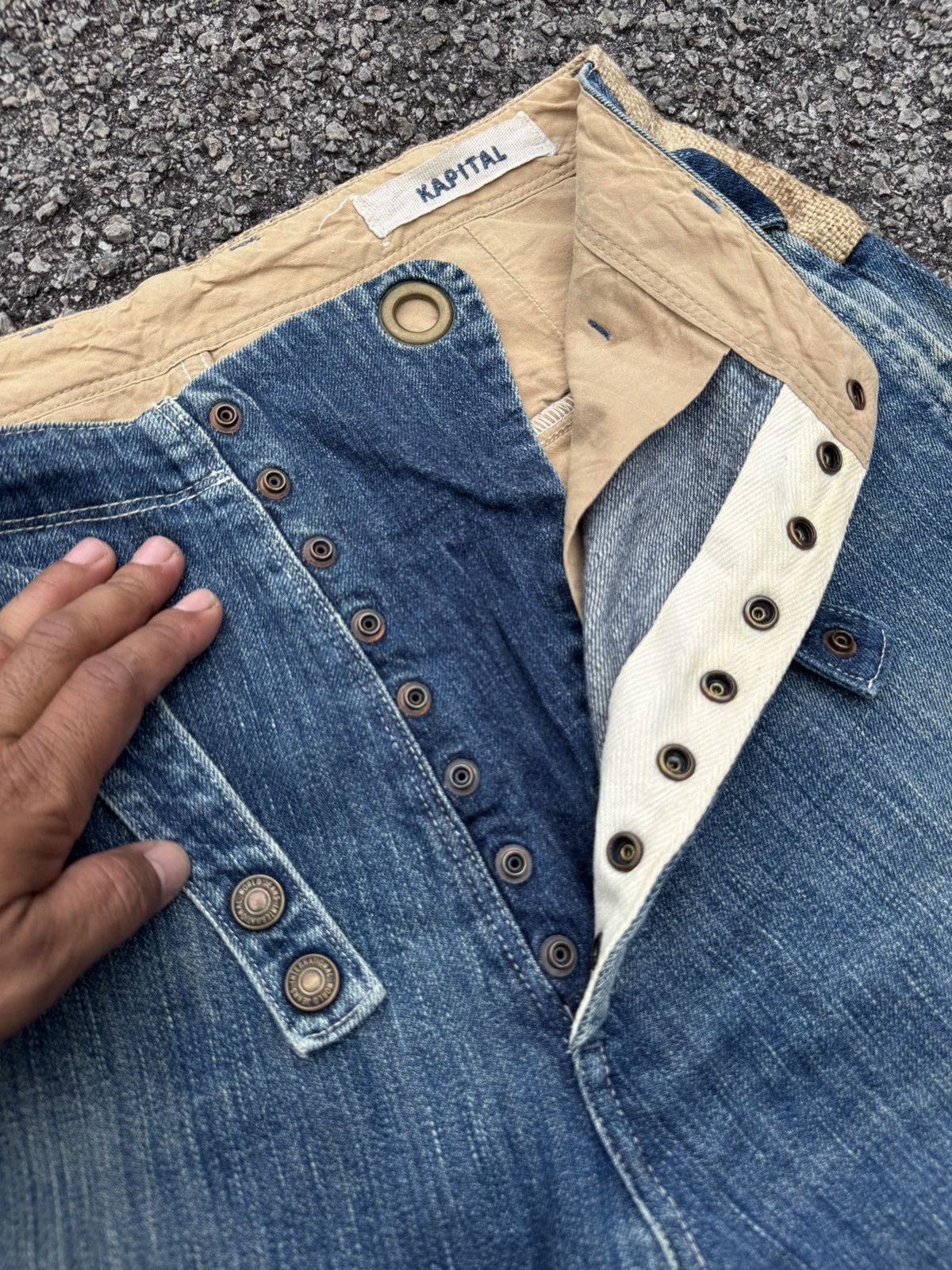 Kapital DESIGNER KIRO HIRATA KAPITAL HEMP CLASSIC DISTRESSED JEANS Size US 31 - 9 Thumbnail