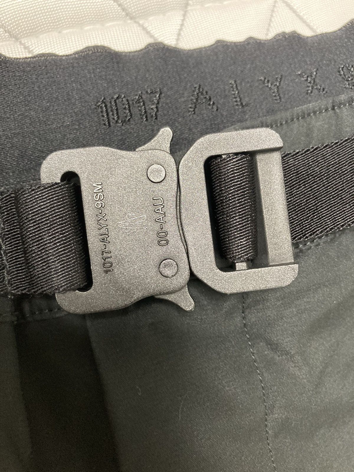 1017 ALYX 9SM × Moncler 1017 ALYX 9SM X MONCLER POCKET DETAIL PANTS Size US 32 / EU 48 - 6 Thumbnail