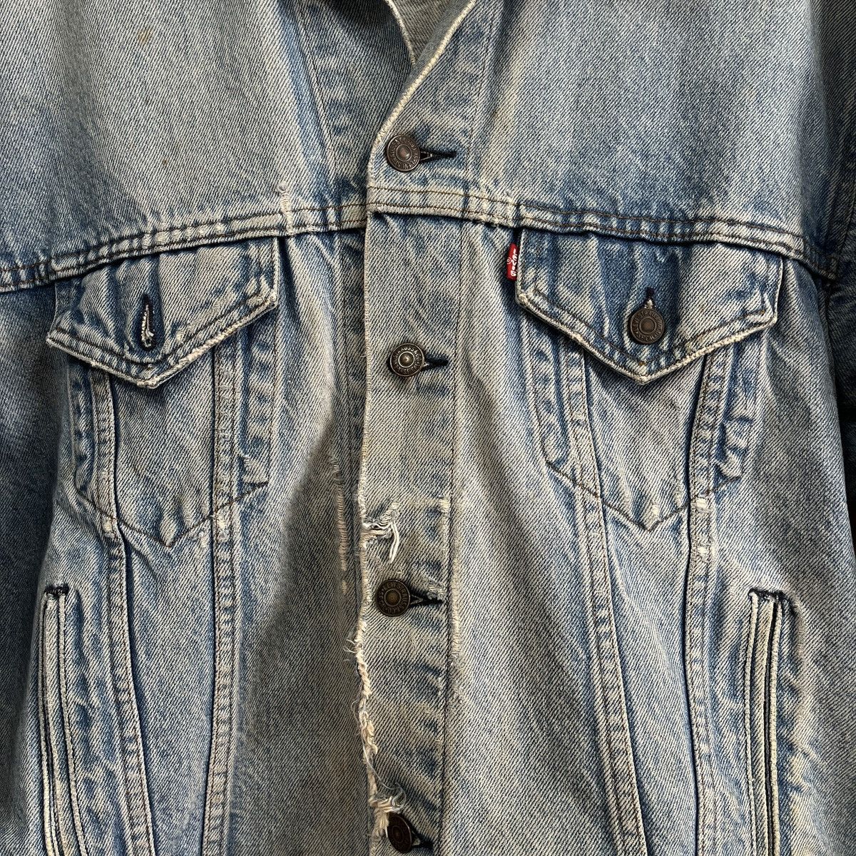 Levi's × Levi's Vintage Clothing Distressed Levis Denim Trucker Jacket Made In USA Size US L / EU 52-54 / 3 - 11 Thumbnail