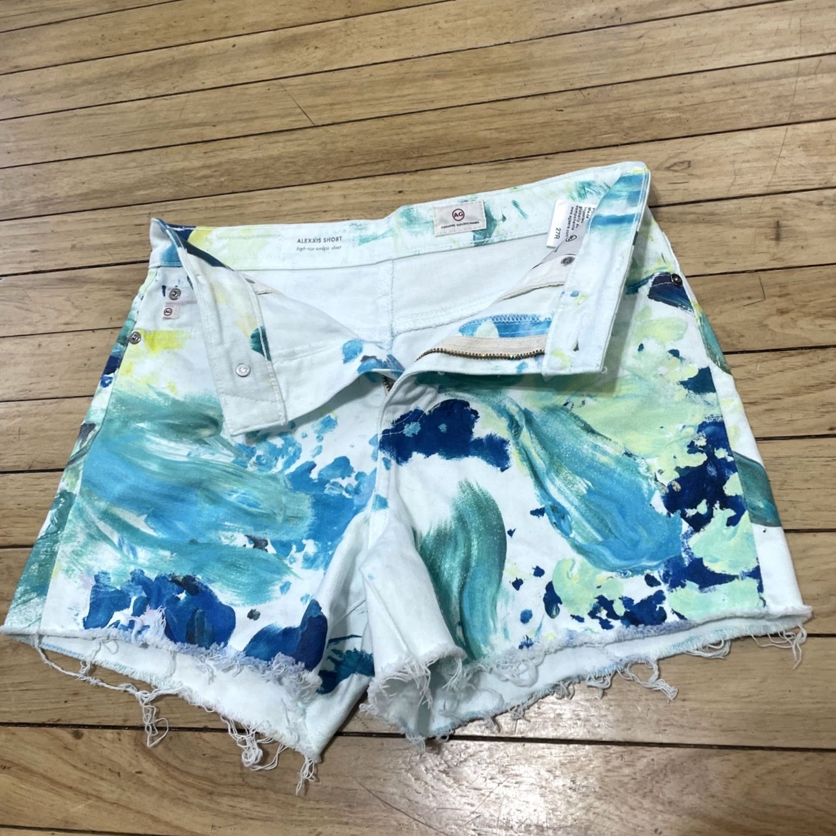Vintage AG Adriano Goldschmied Alexxis Shorts Women 27R High Rise Wedgie White Green Art Casual Denim 5-Pocket Boho Festival 90s Mens Womens Girls Boys Size 27" / US 4 / IT 40 - 5 Thumbnail
