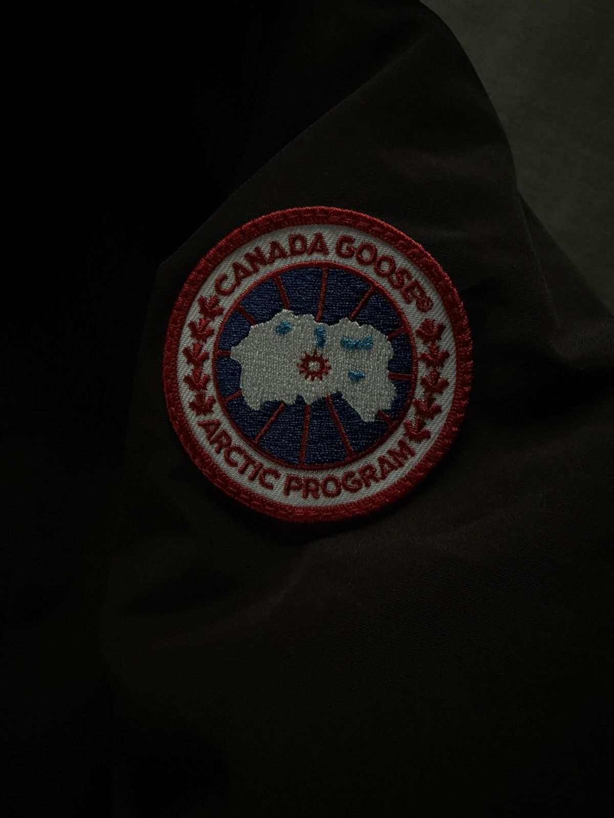 Canada Goose Canada Goose Chateau Fusion Fit Black Size US L / EU 52-54 / 3 - 4 Thumbnail