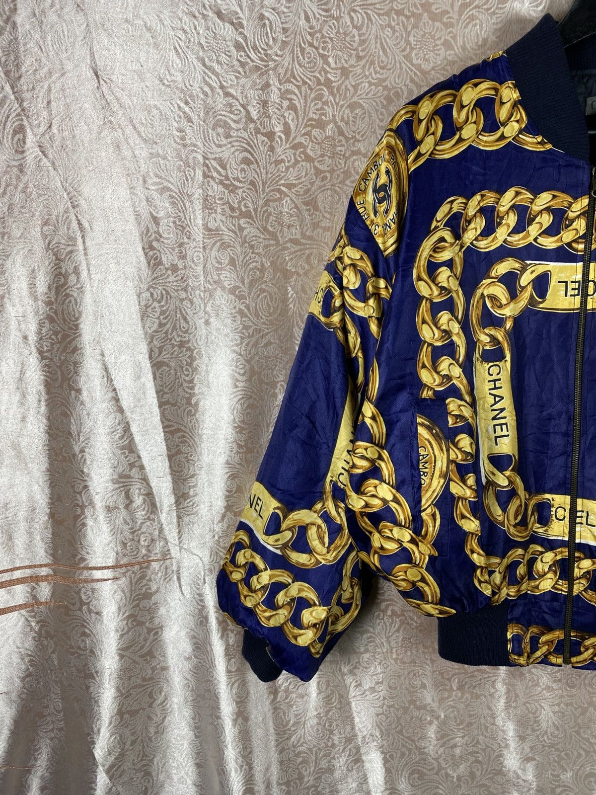 Vintage Vintage Baroque Chain Print Bomber Chanel Inspired Y2K Size US L / EU 52-54 / 3 - 7 Thumbnail