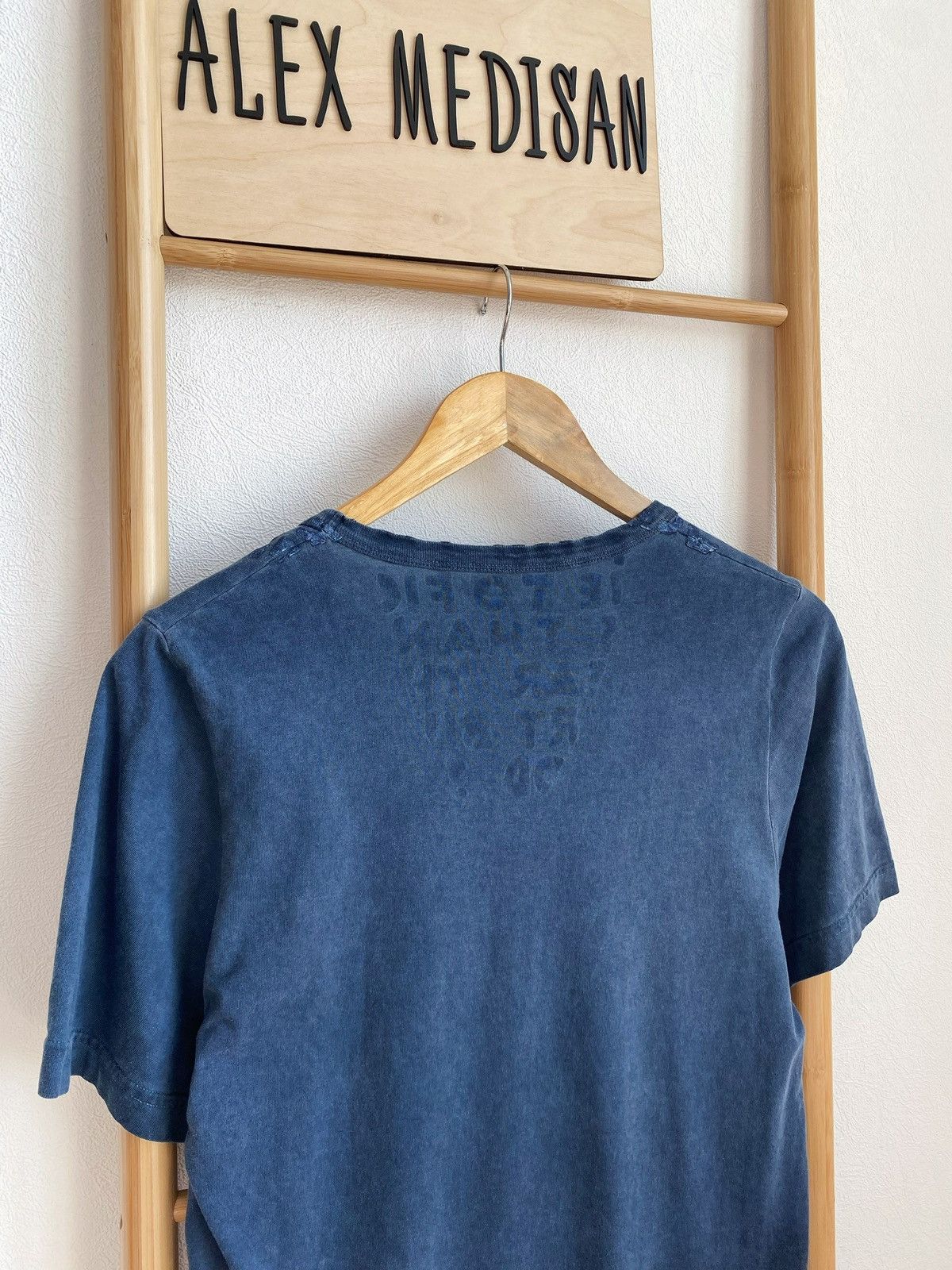 Maison Margiela MAISON MARTIN MARGIELA AIDS garment dyed v- neck t-shirt Size US S / EU 44-46 / 1 - 15 Thumbnail
