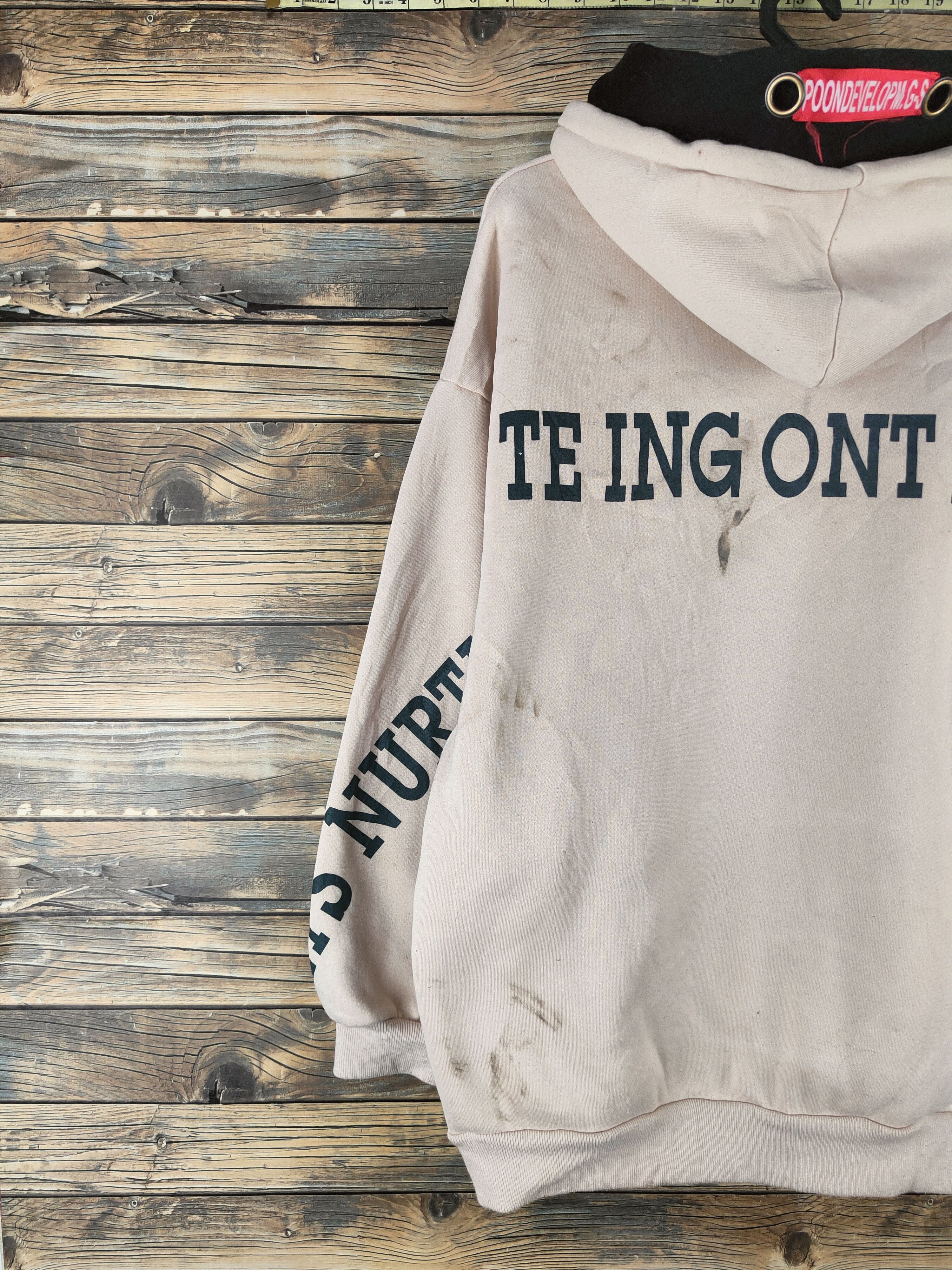 Japanese Brand Hot 🔥 Stuff 🔥 Cocomomo Beige Hoodie Sweatshirts Size US XL / EU 56 / 4 - 9 Thumbnail