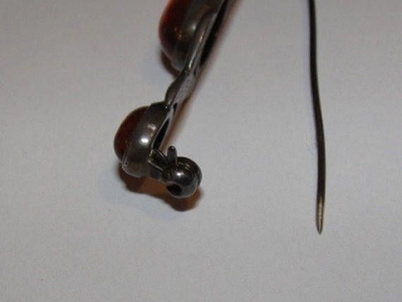 Designer Sterling Silver Baltic Amber Cabochon Bar Pin Love XOXO Size ONE SIZE - 4 Thumbnail