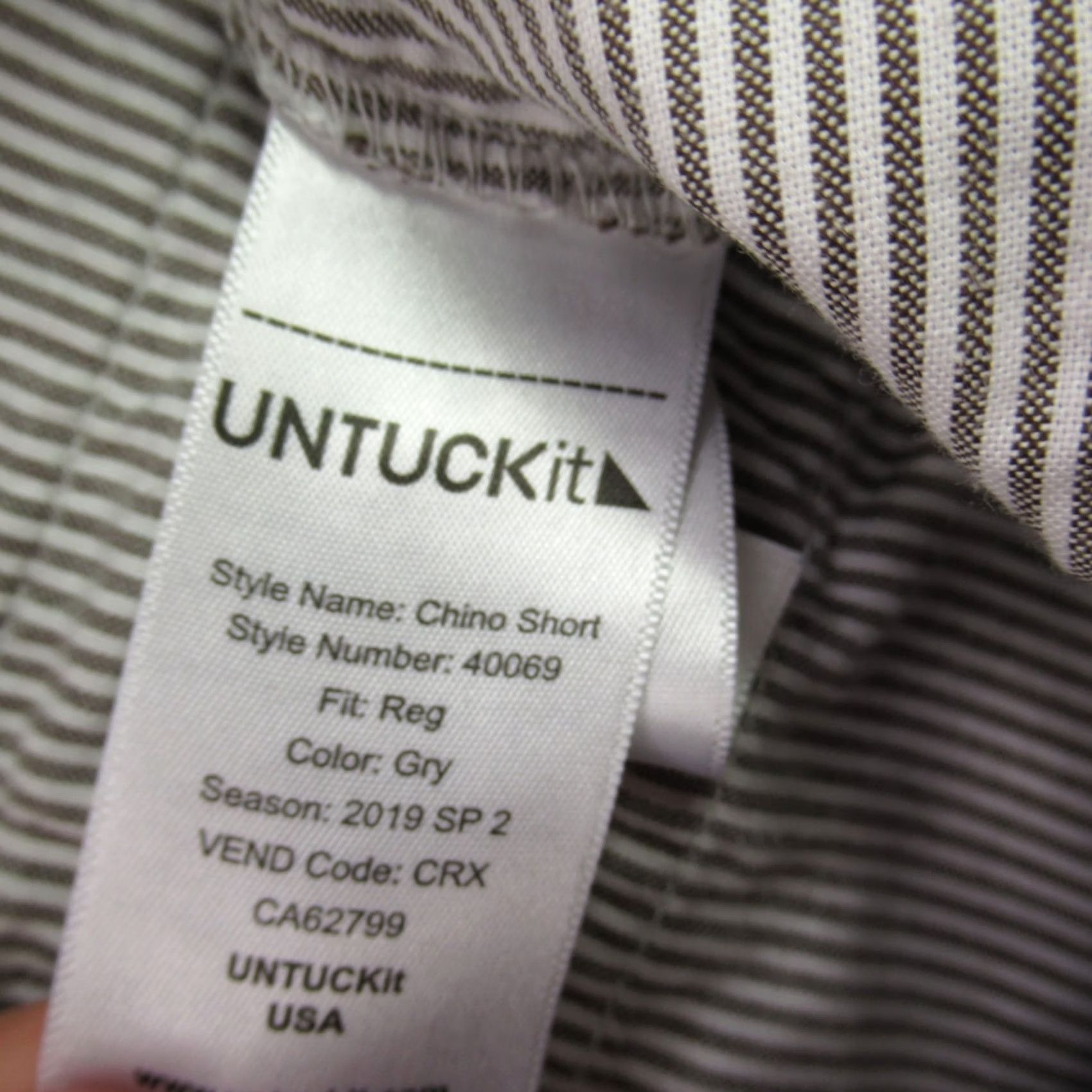 UNTUCKit UNTUCKit Shorts Mens 34 Chino Pockets Golf Button Lightweight Outdoor Gray Size US 34 / EU 50 - 4 Thumbnail