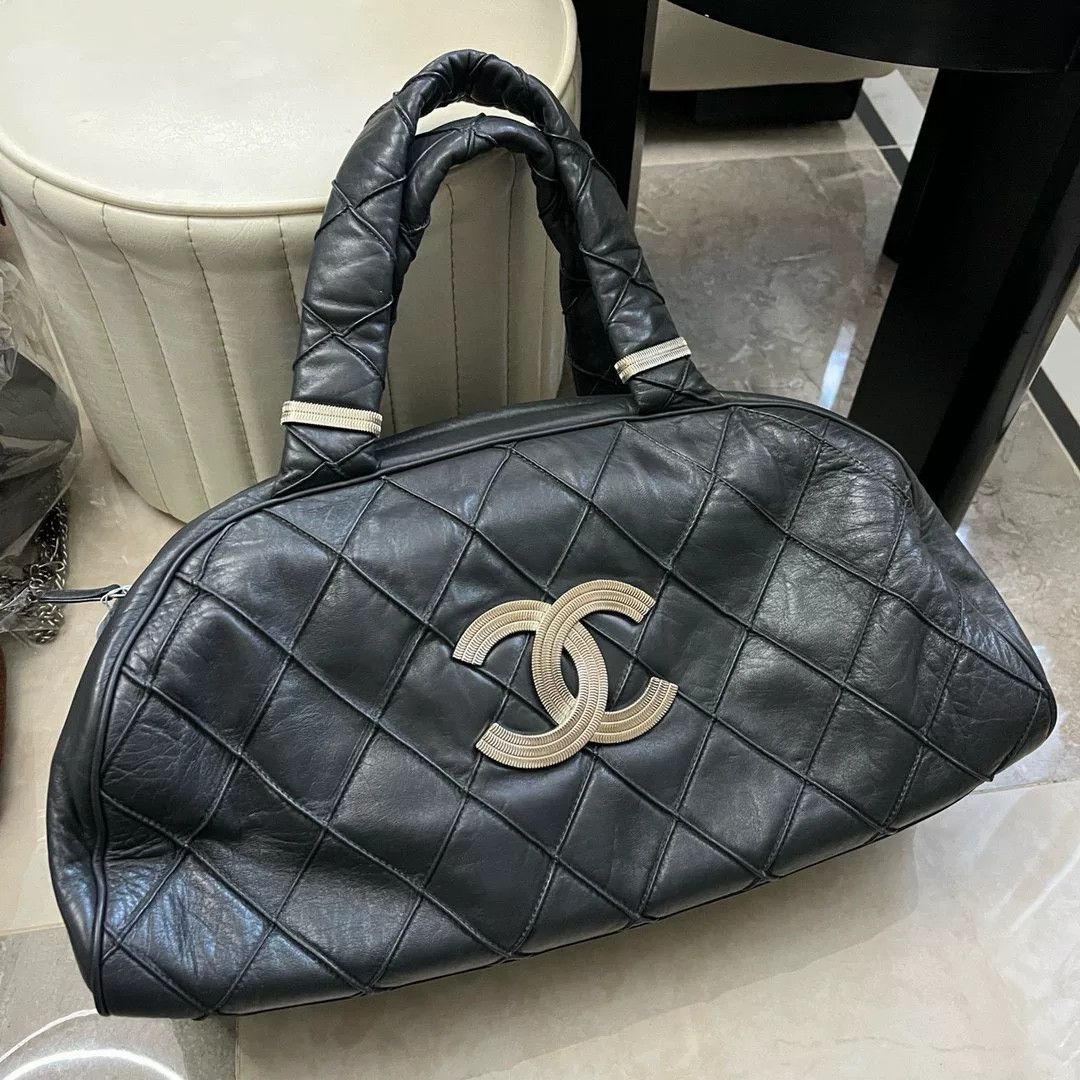 Chanel Pre-loved Bag Very good condition Size ONE SIZE - 1 Thumbnail