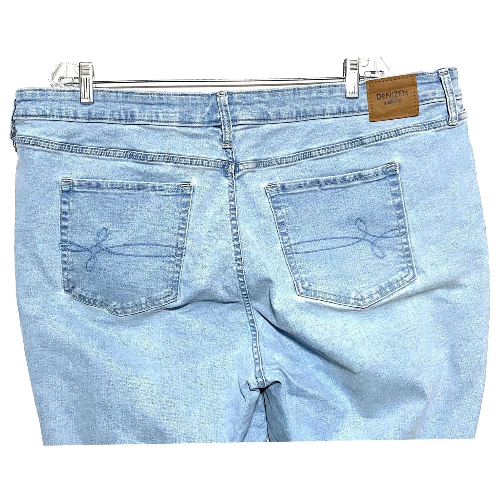 Levi's Levi's Denizen Mid Rise Boyfriend Jeans Distressed Raw Hem Stretch Women Plus 22W Size 40" / US 18 - 3 Thumbnail